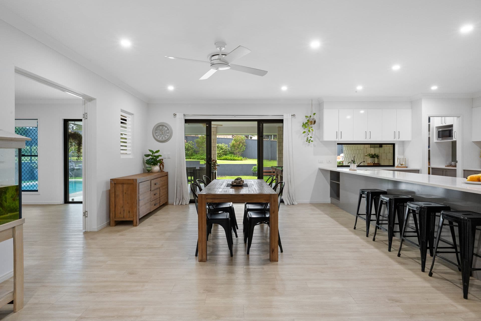 447 Oakey Flat Road, Morayfield, QLD, 4506, Morayfield - Thumbnail 5