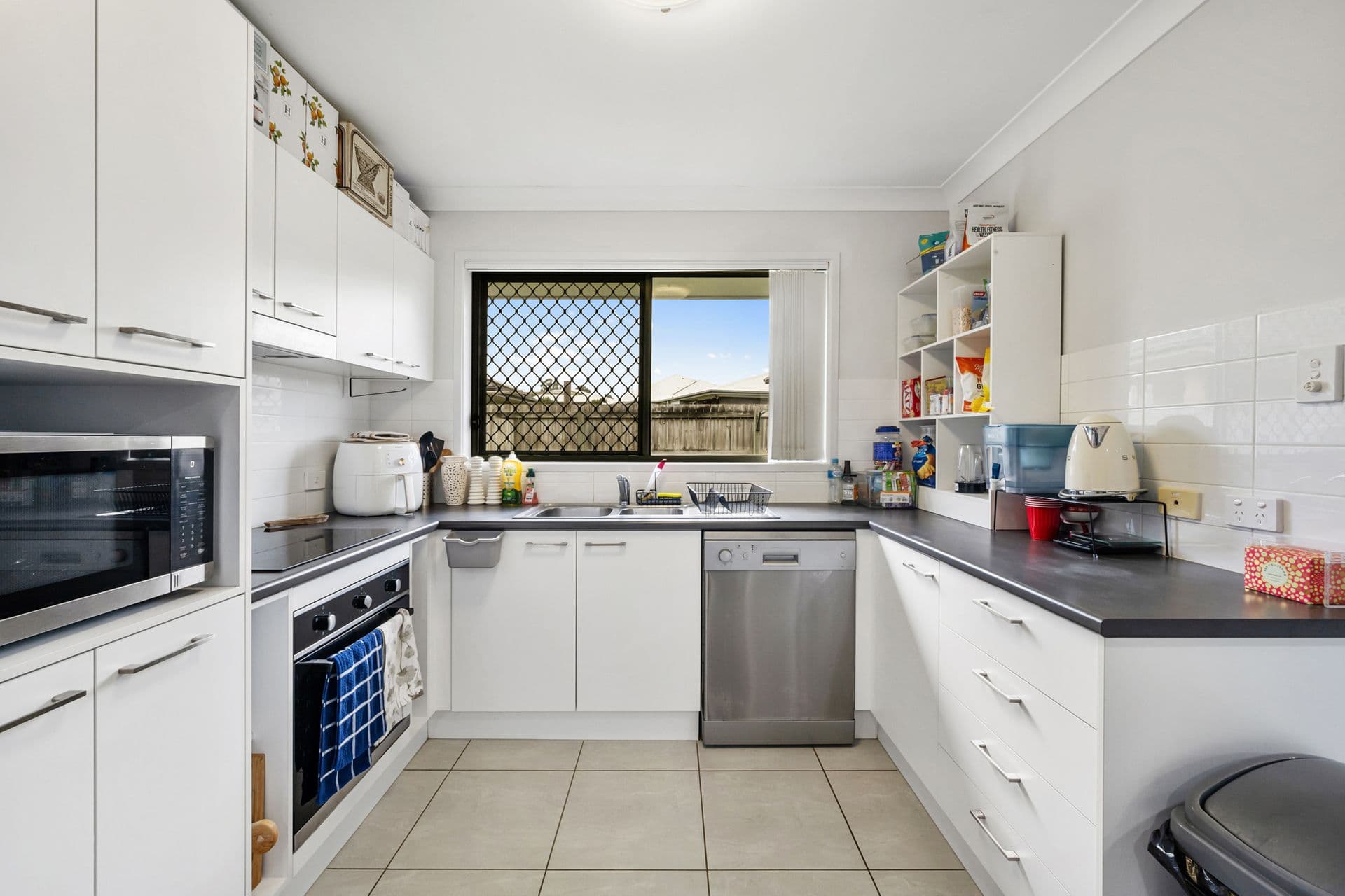 30 Beech Drive, Morayfield, QLD, 4506, Morayfield - Thumbnail 2