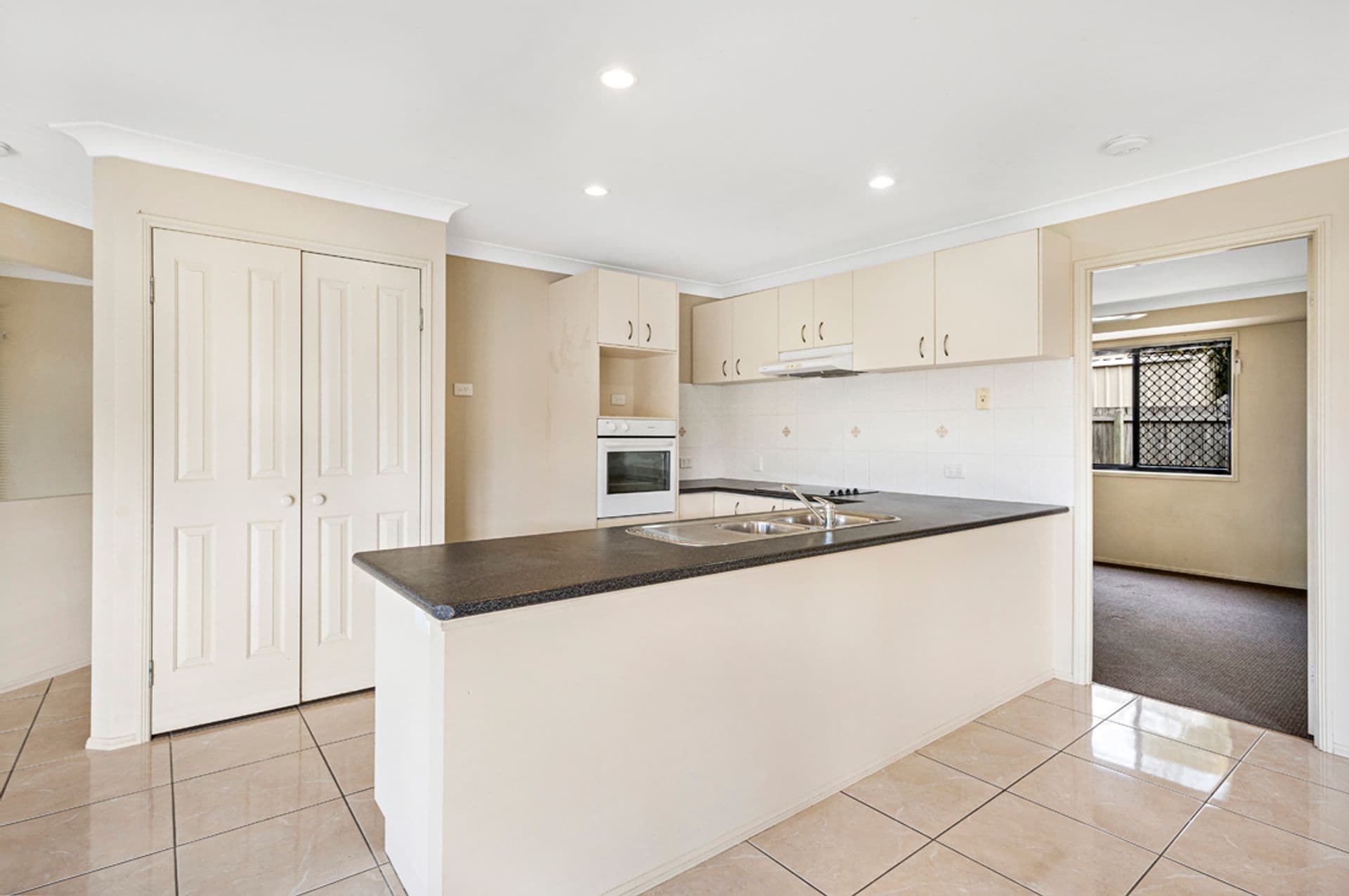 7/212 Young Road, Narangba, QLD, 4504, Deception Bay - Thumbnail 2