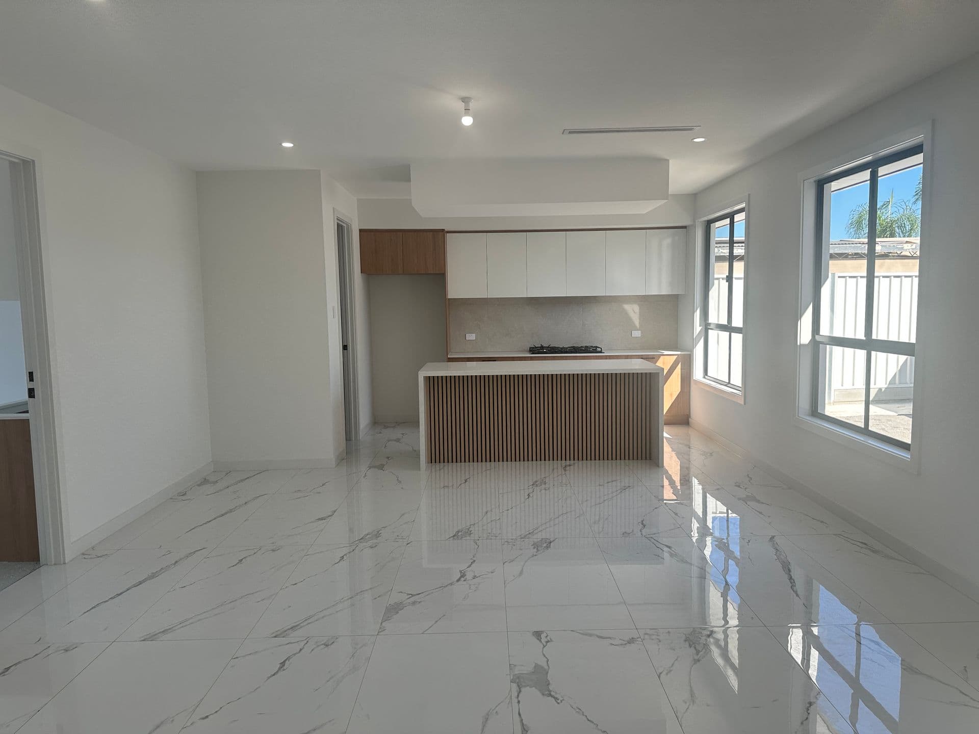 1/628 Lower North East Road, Campbelltown, SA, 5074, Holden Hill - Thumbnail 2