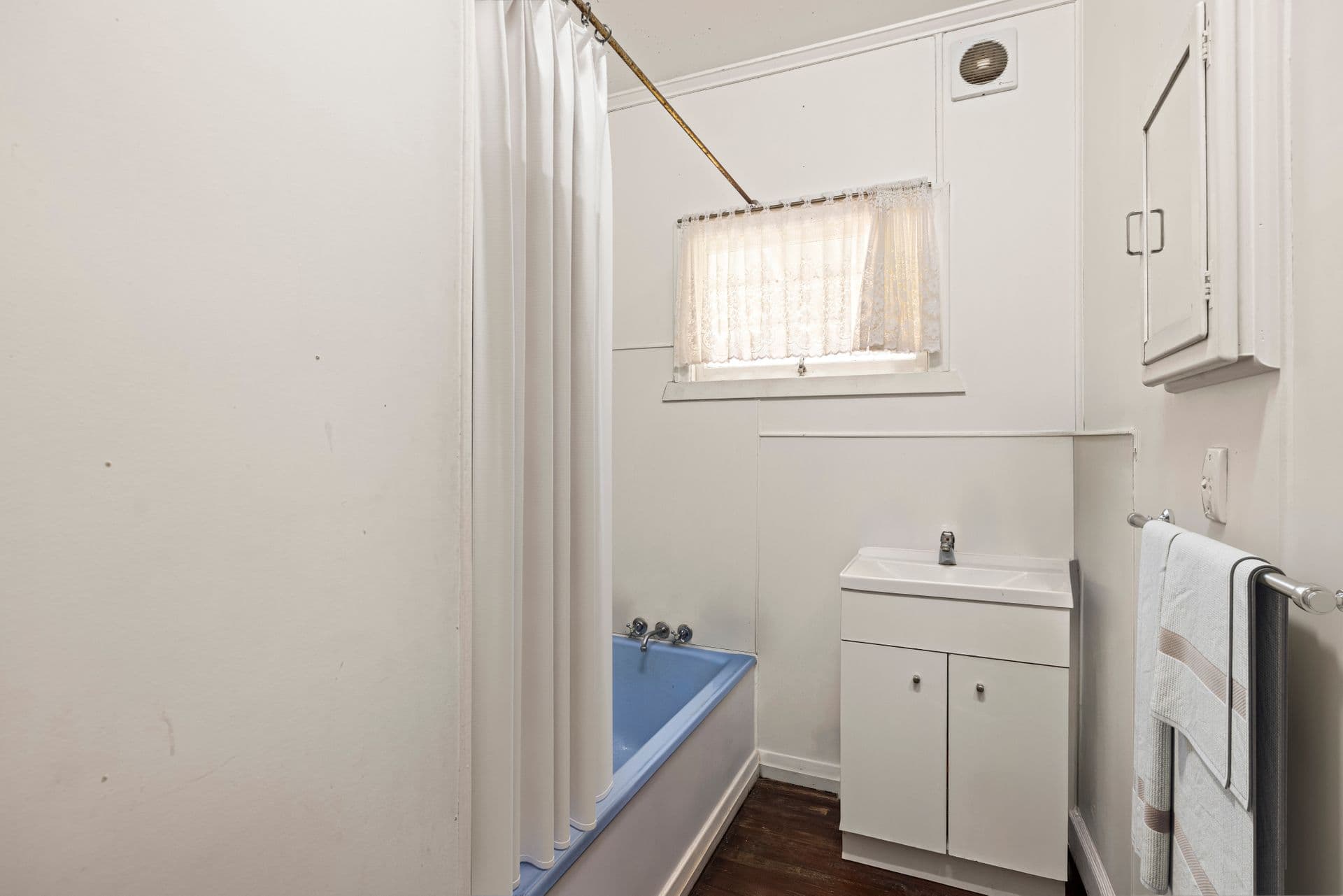 8 Gipps Street, Drayton, QLD, 4350, Drayton - Thumbnail 6