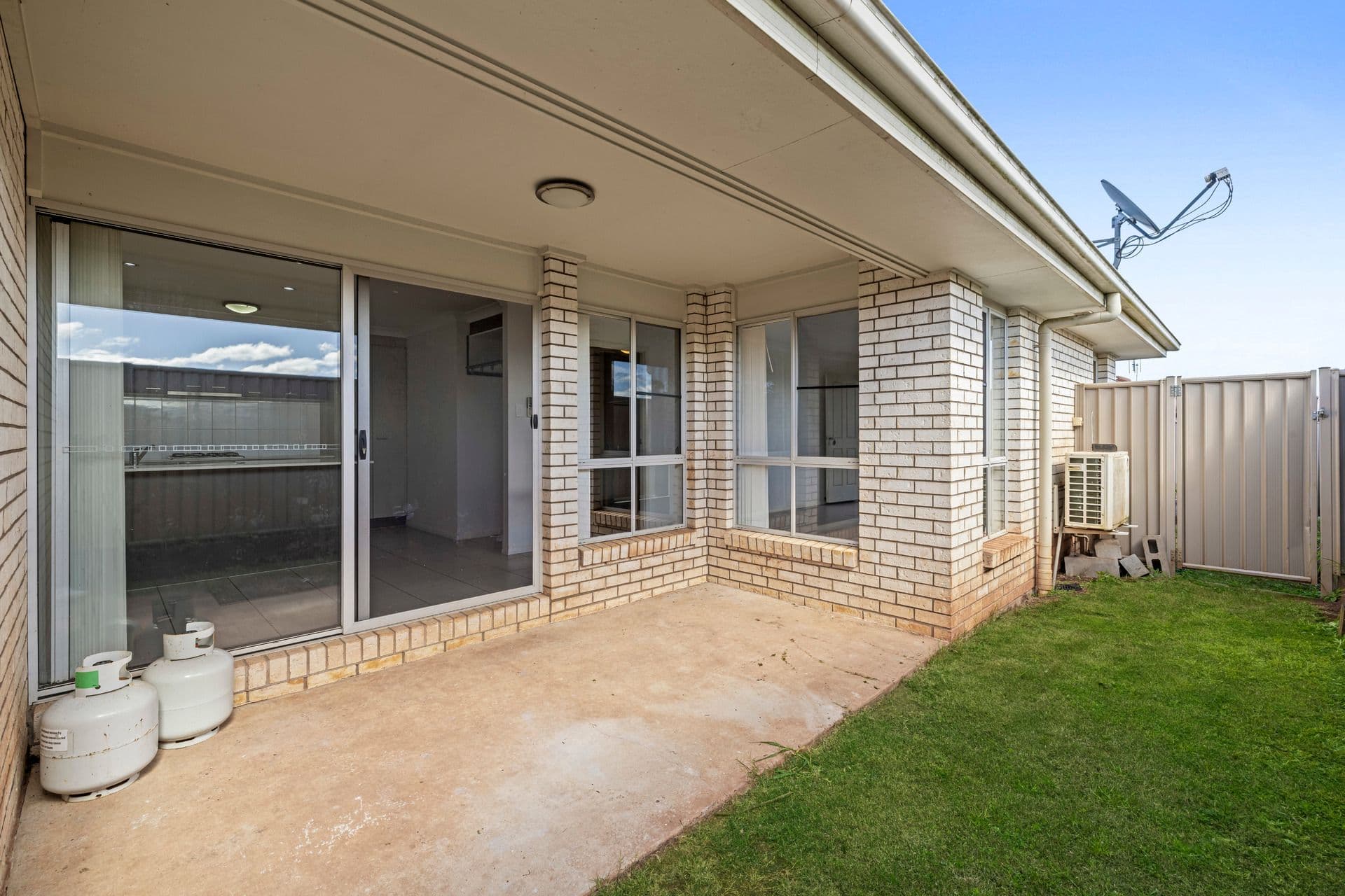 2/7 Costello Street, Harlaxton, QLD, 4350, Harlaxton - Thumbnail 6