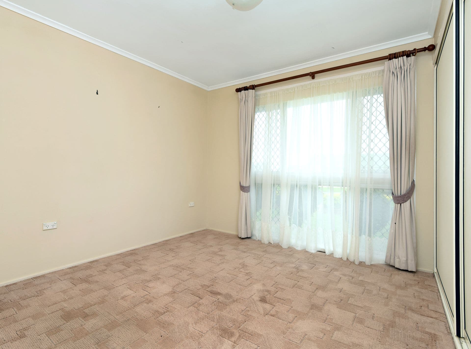 26 Sybyl Street, Harristown, QLD, 4350, Harristown - Thumbnail 8