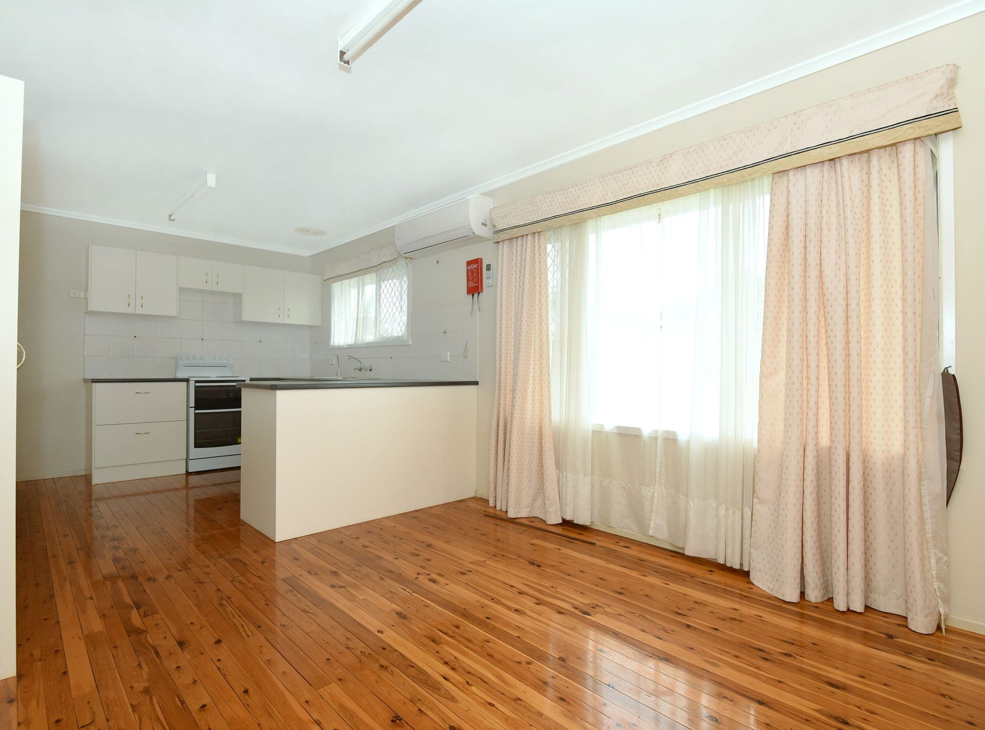 26 Sybyl Street, Harristown, QLD, 4350, Harristown - Thumbnail 3