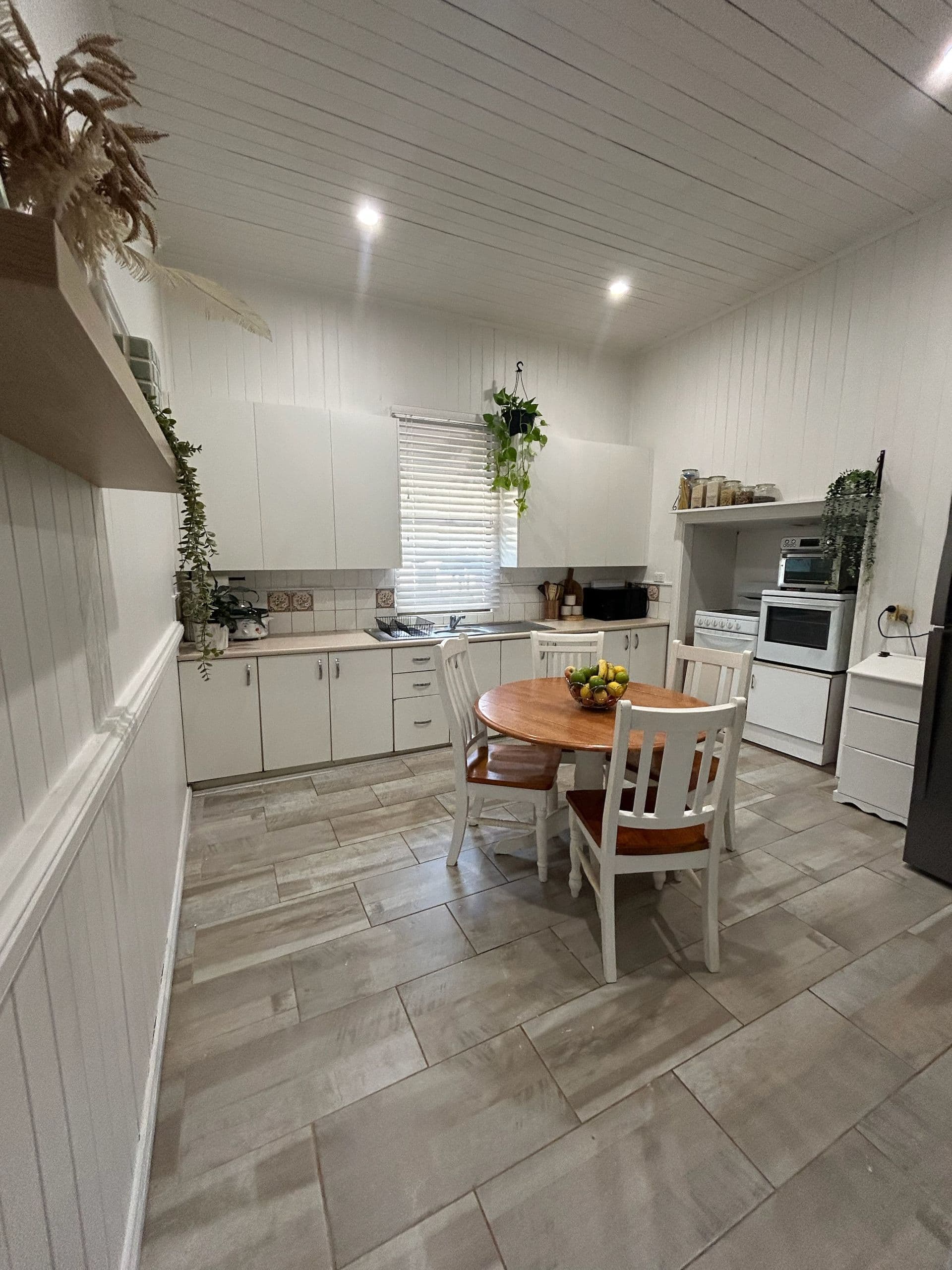 12 Charlotte Street, Newtown, QLD, 4350, Newtown - Thumbnail 2