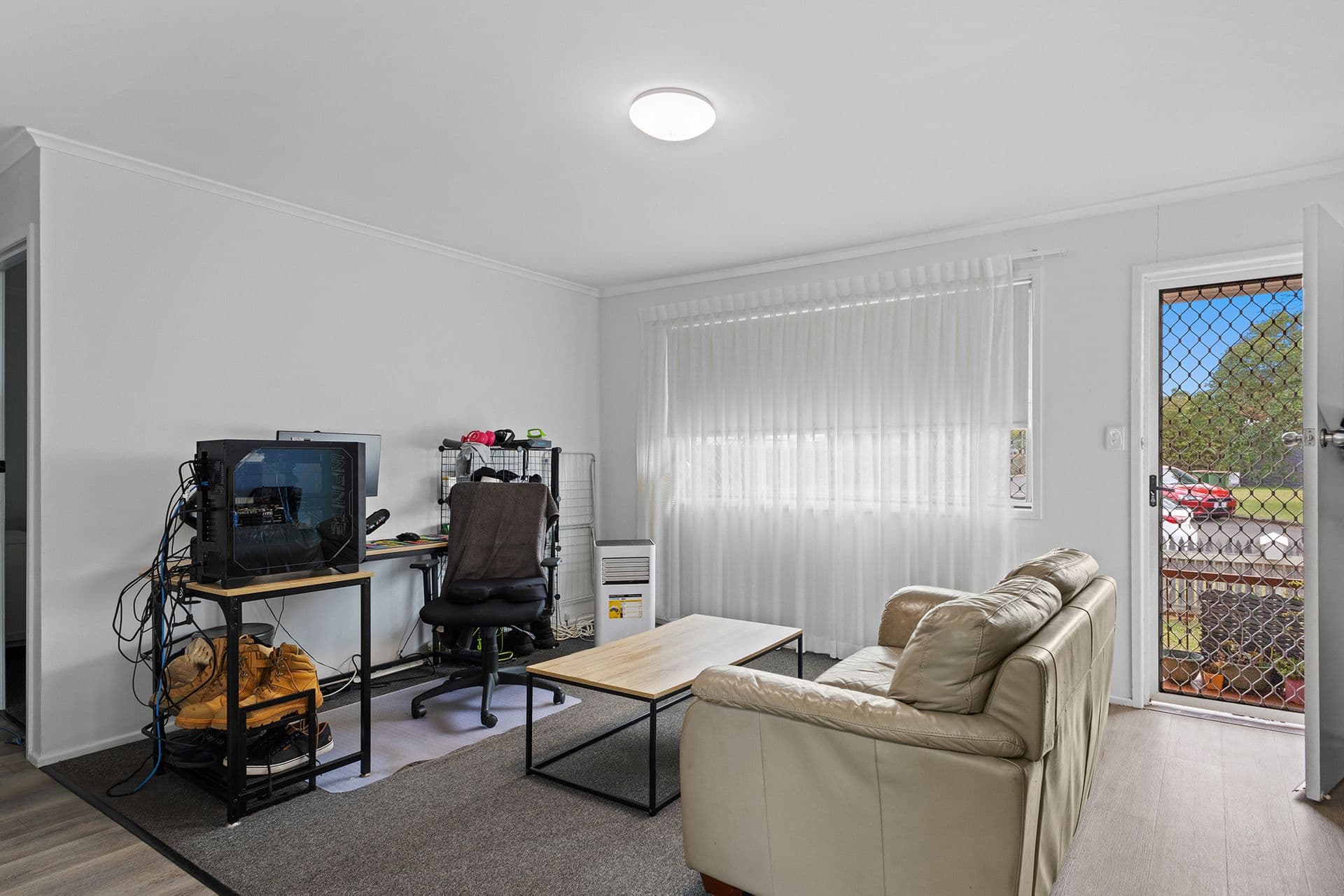10 Whitefriars Street, Rockville, QLD, 4350, Rockville - Thumbnail 6