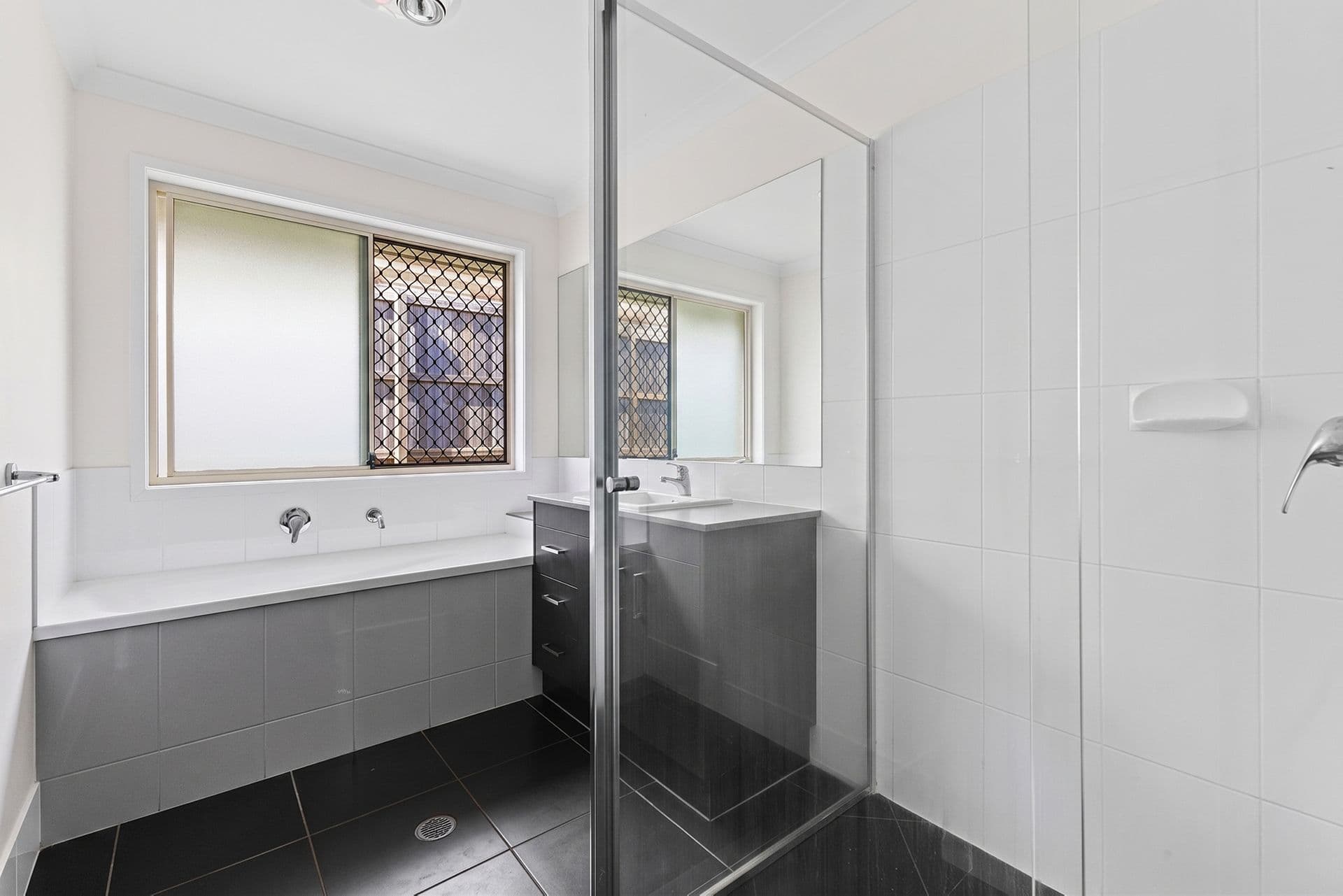 1/3 Menton Place, Harristown, QLD, 4350, Harristown - Thumbnail 4