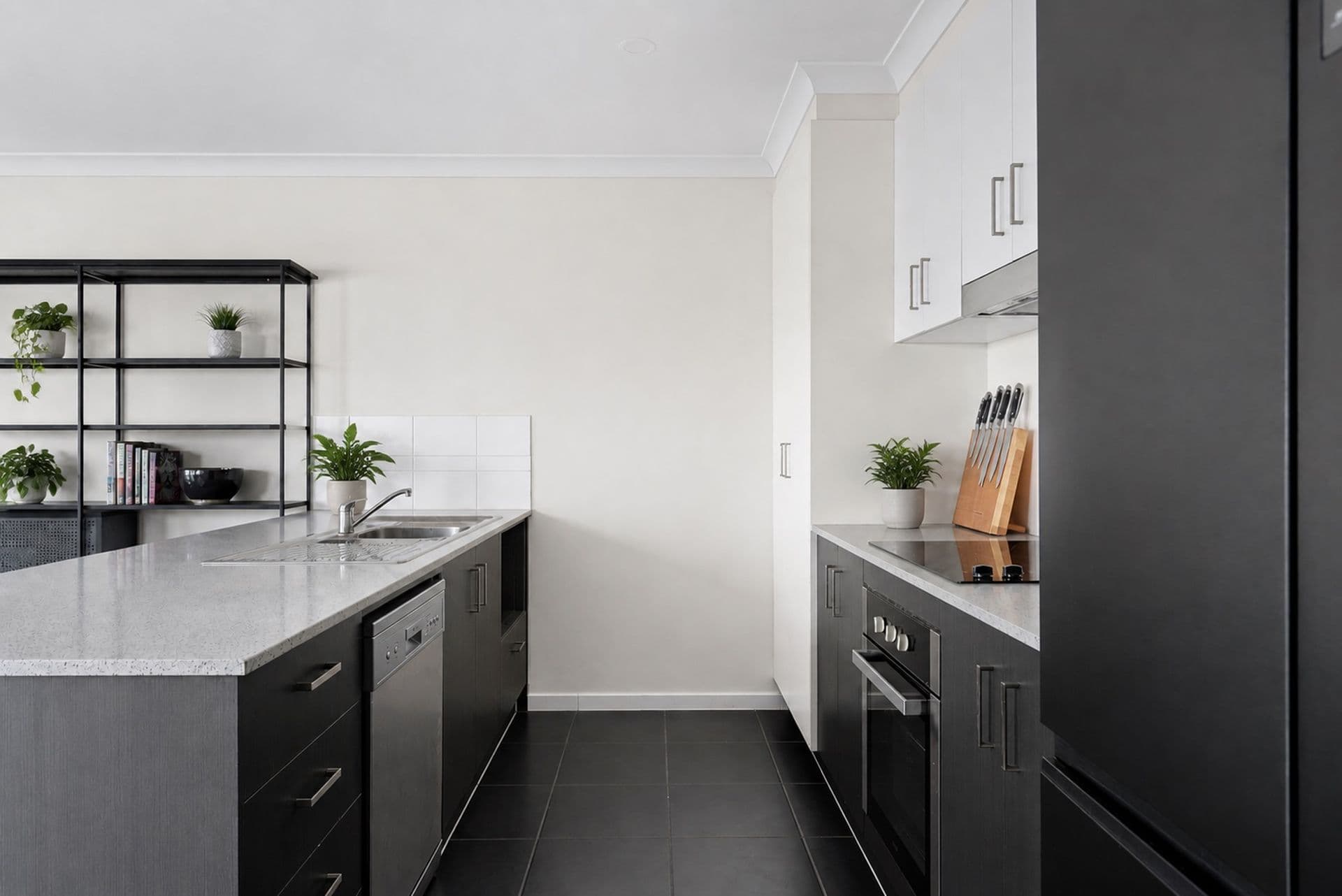 1/3 Menton Place, Harristown, QLD, 4350, Harristown - Thumbnail 2