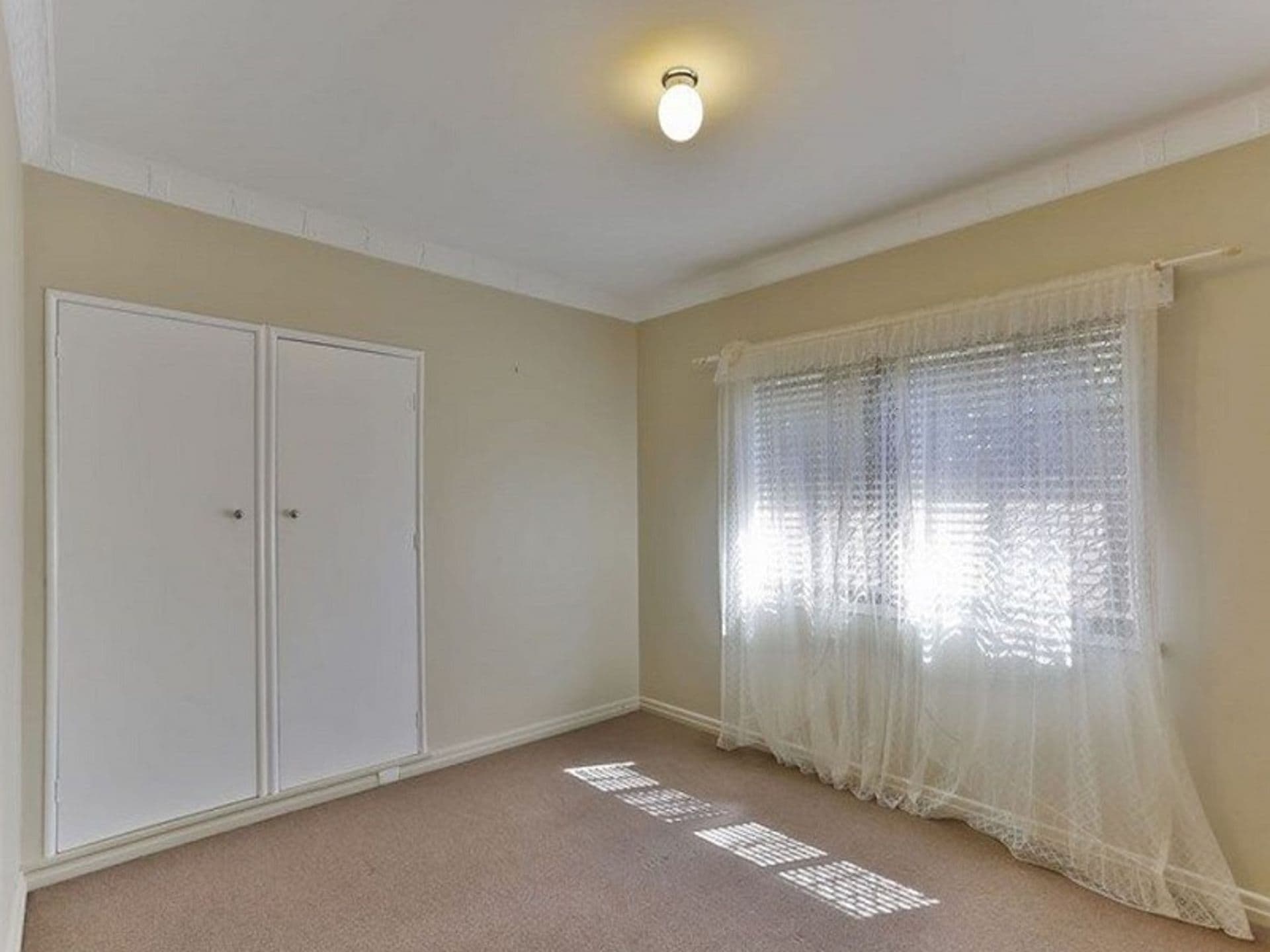 2 Aylmer Street, Oakey, QLD, 4401, Oakey - Thumbnail 4