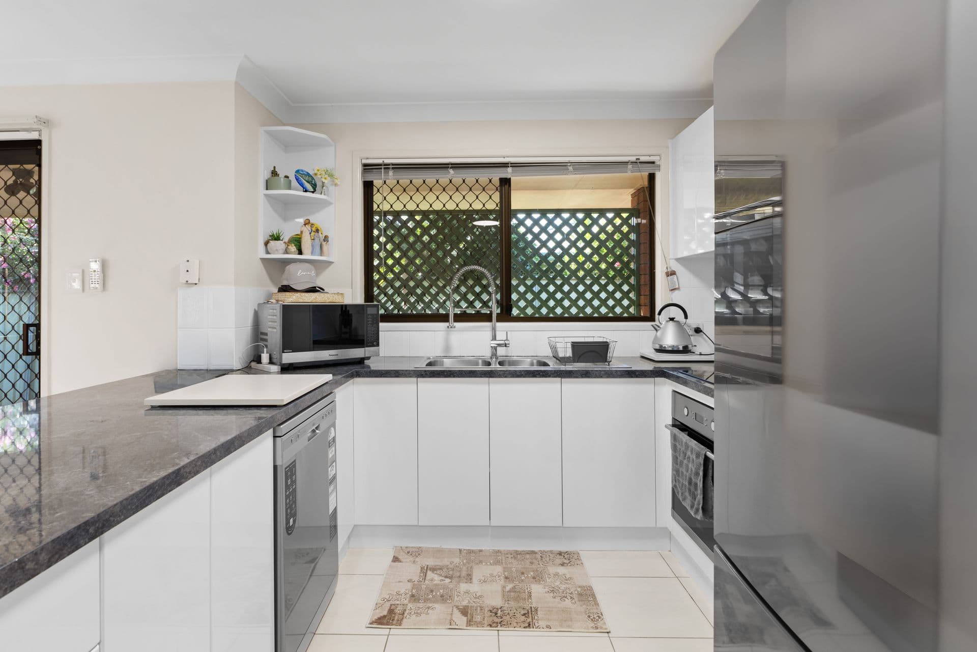 7 Barooga Court, Wilsonton Heights, QLD, 4350, Wilsonton Heights - Thumbnail 2