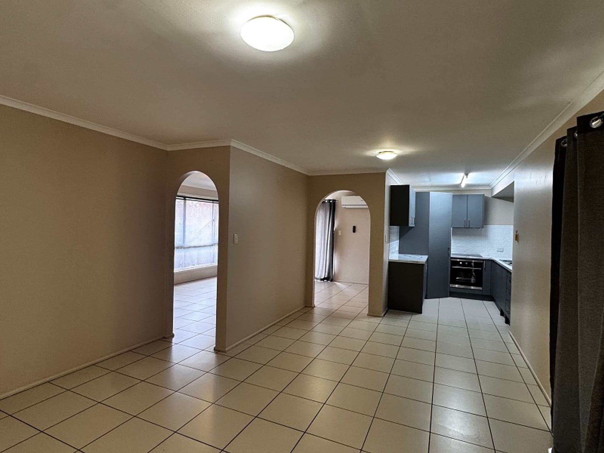 21 Melita Crescent, Wilsonton Heights, QLD, 4350, Wilsonton Heights - Thumbnail 4