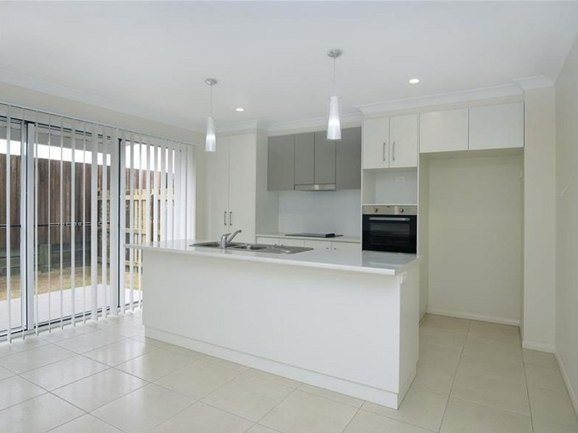 3/48 Edwin Street, Westbrook, QLD, 4350, Westbrook - Thumbnail 3