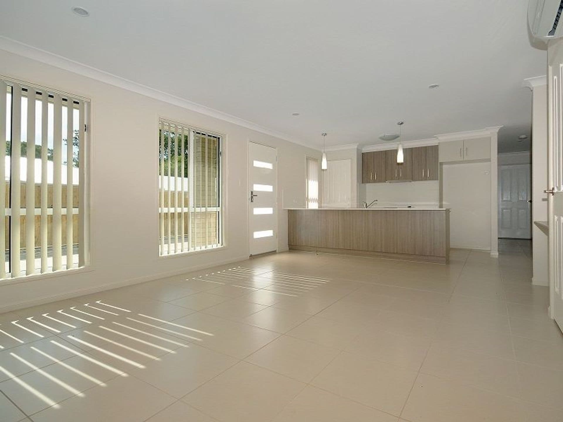 1/10 Mcdowall Street, Newtown, QLD, 4350, Newtown - Thumbnail 3