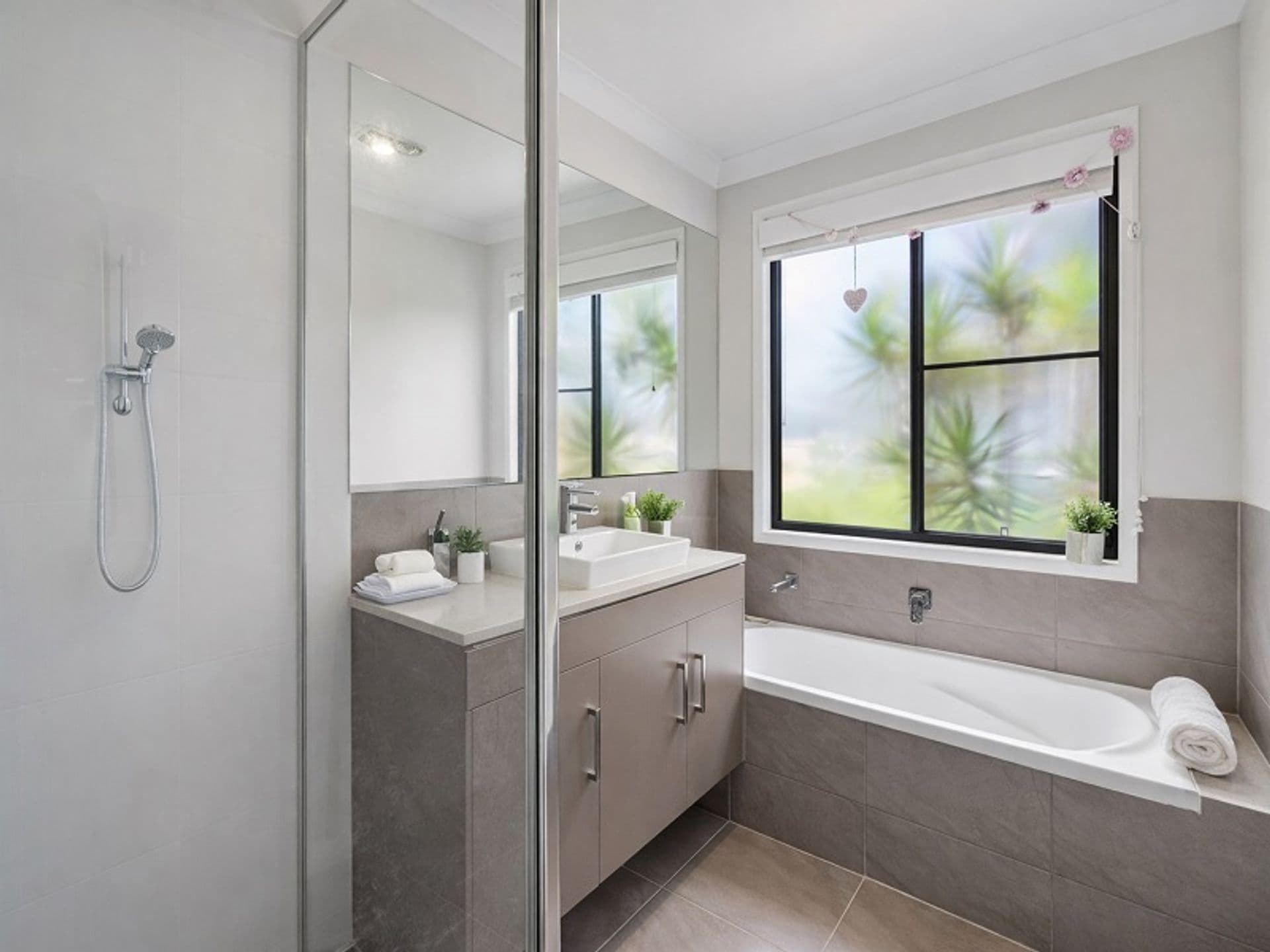 1/194 Alderley Street, Centenary Heights, QLD, 4350, Centenary Heights - Thumbnail 8