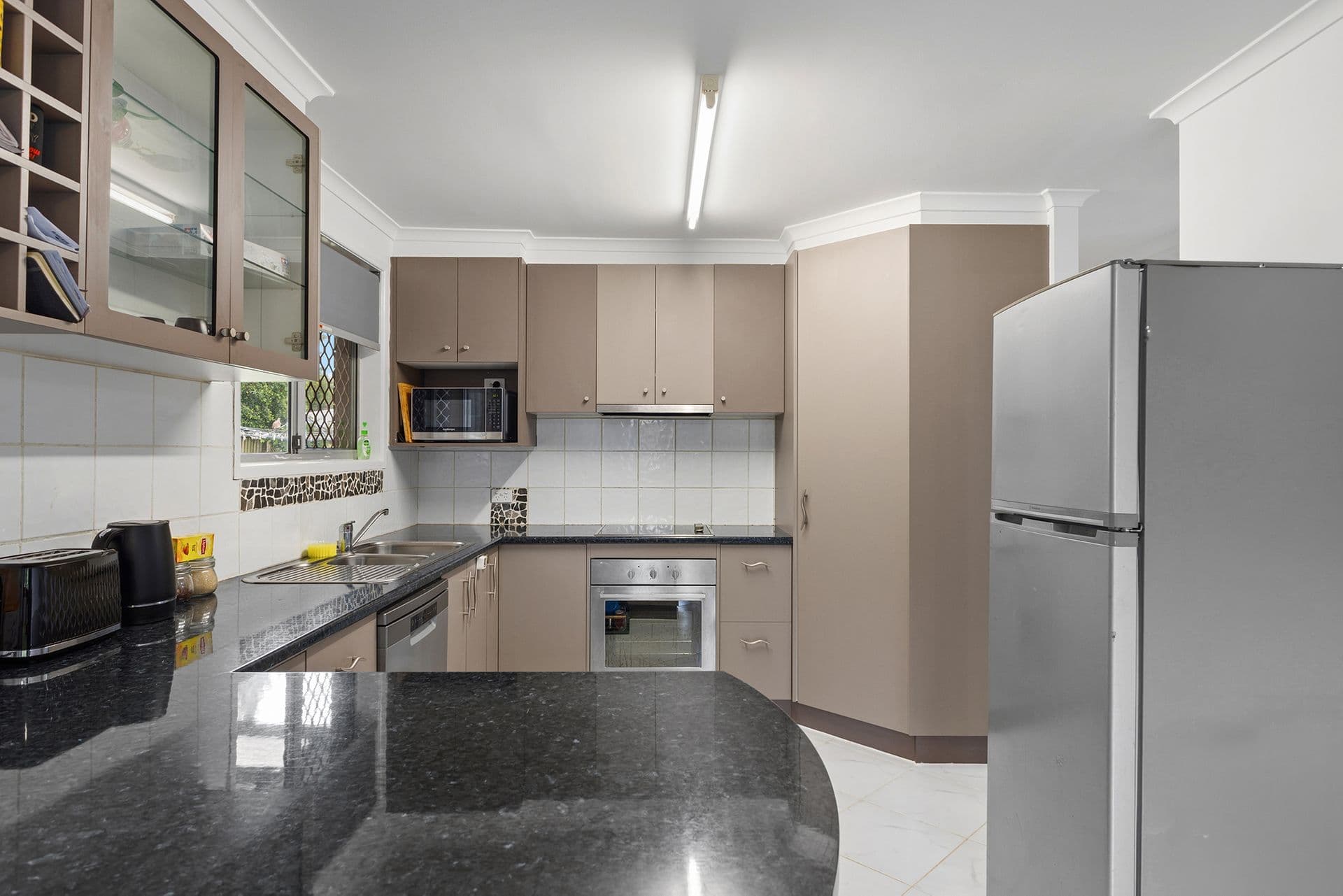 8 Richards Court, Kearneys Spring, QLD, 4350, Kearneys Spring - Thumbnail 3