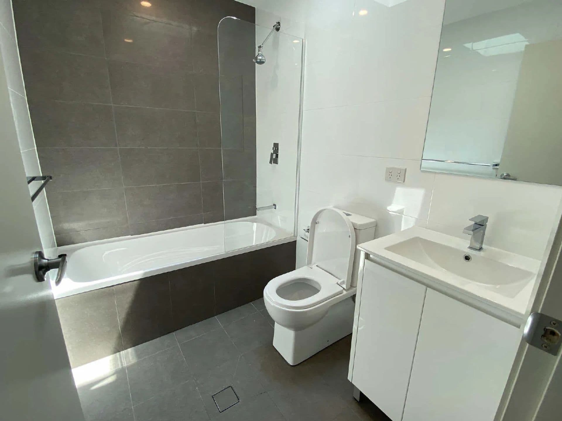 2/51 Stapleton Street, Wentworthville, NSW, 2145, Wentworthville - Thumbnail 6