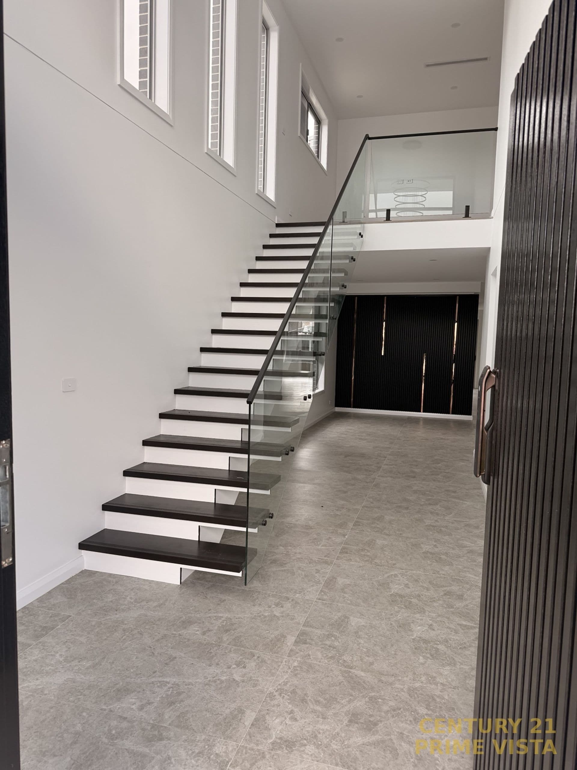 2/1 Maitland Place, Norwest, NSW, 2153, Grantham Farm - Thumbnail 2