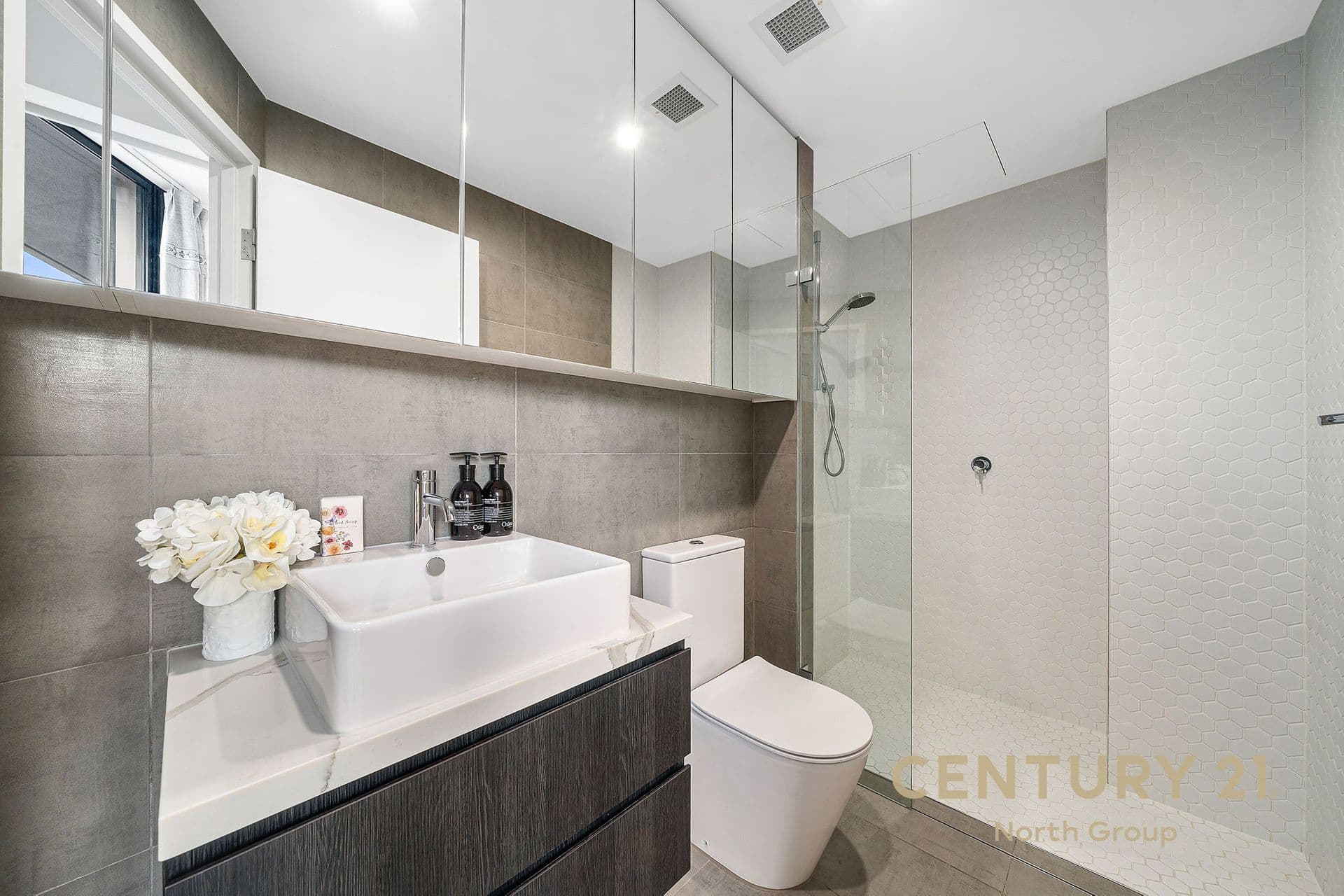 19 / 21 Bay Drive, Meadowbank, NSW, 2114, Meadowbank - Thumbnail 8