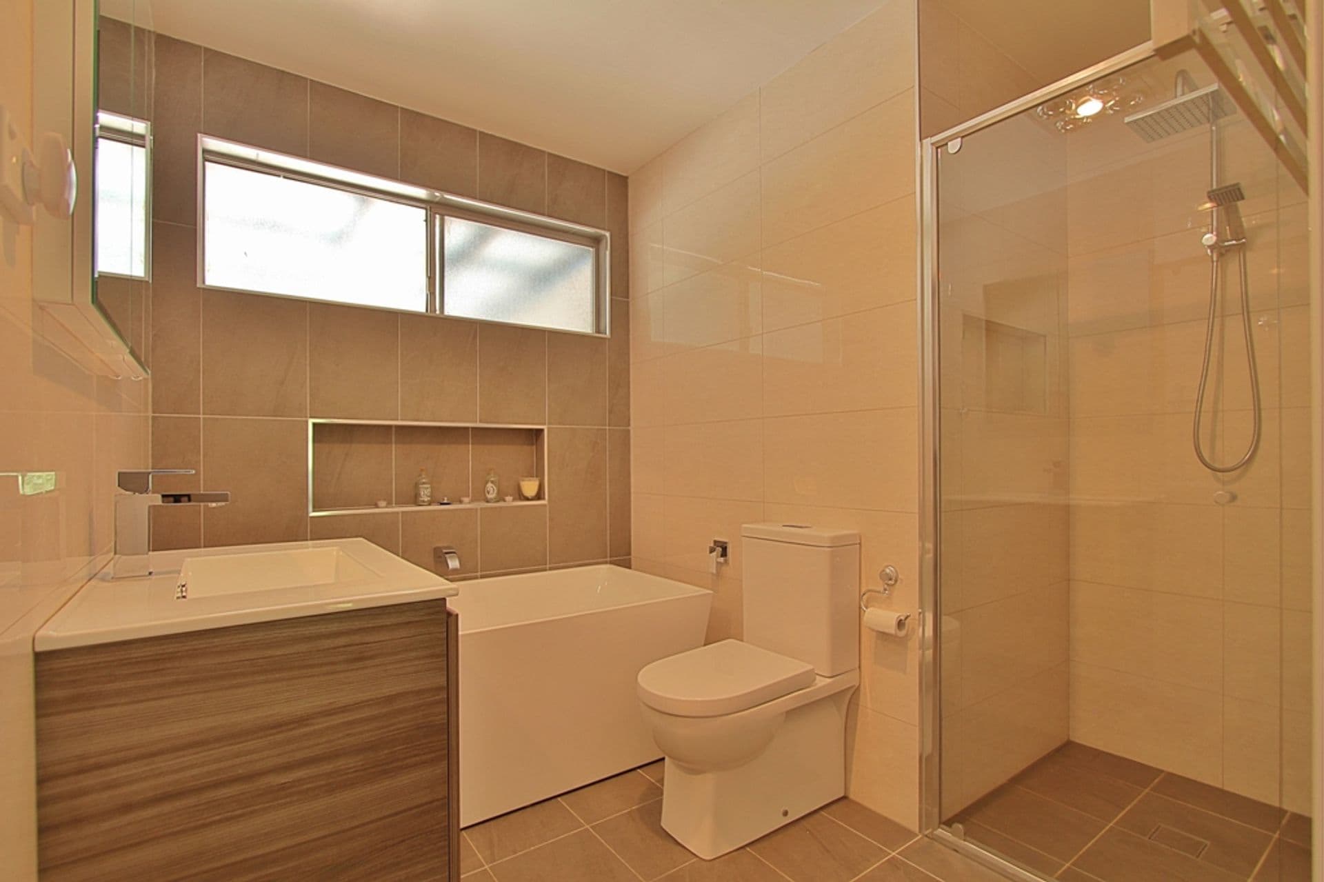 16 Brook Street, Hazelbrook, NSW, 2779, Hazelbrook - Thumbnail 4