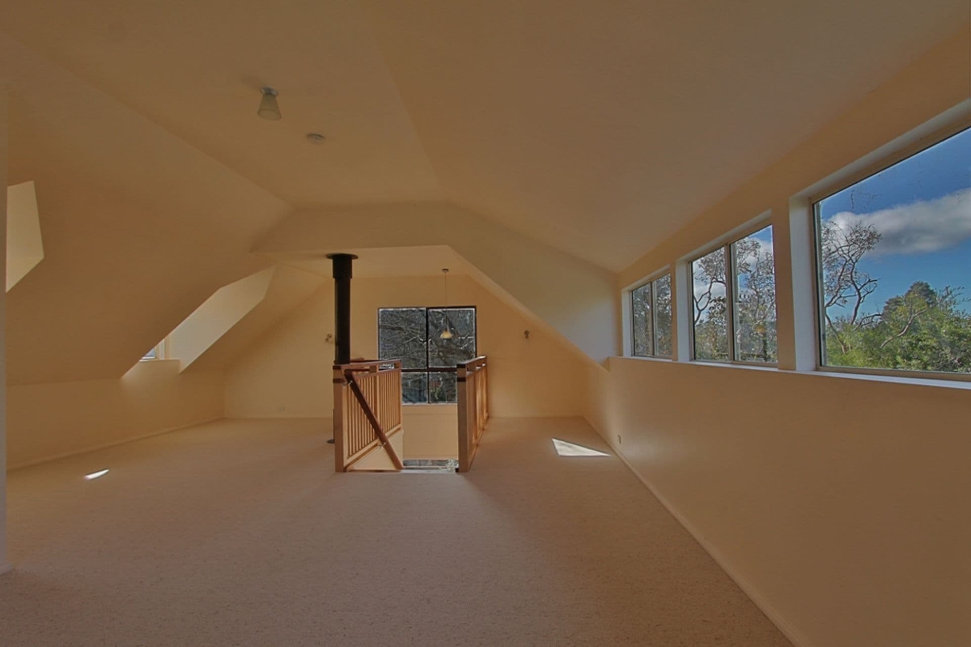 38 Bedford Road, Woodford, NSW, 2778, Woodford - Thumbnail 2