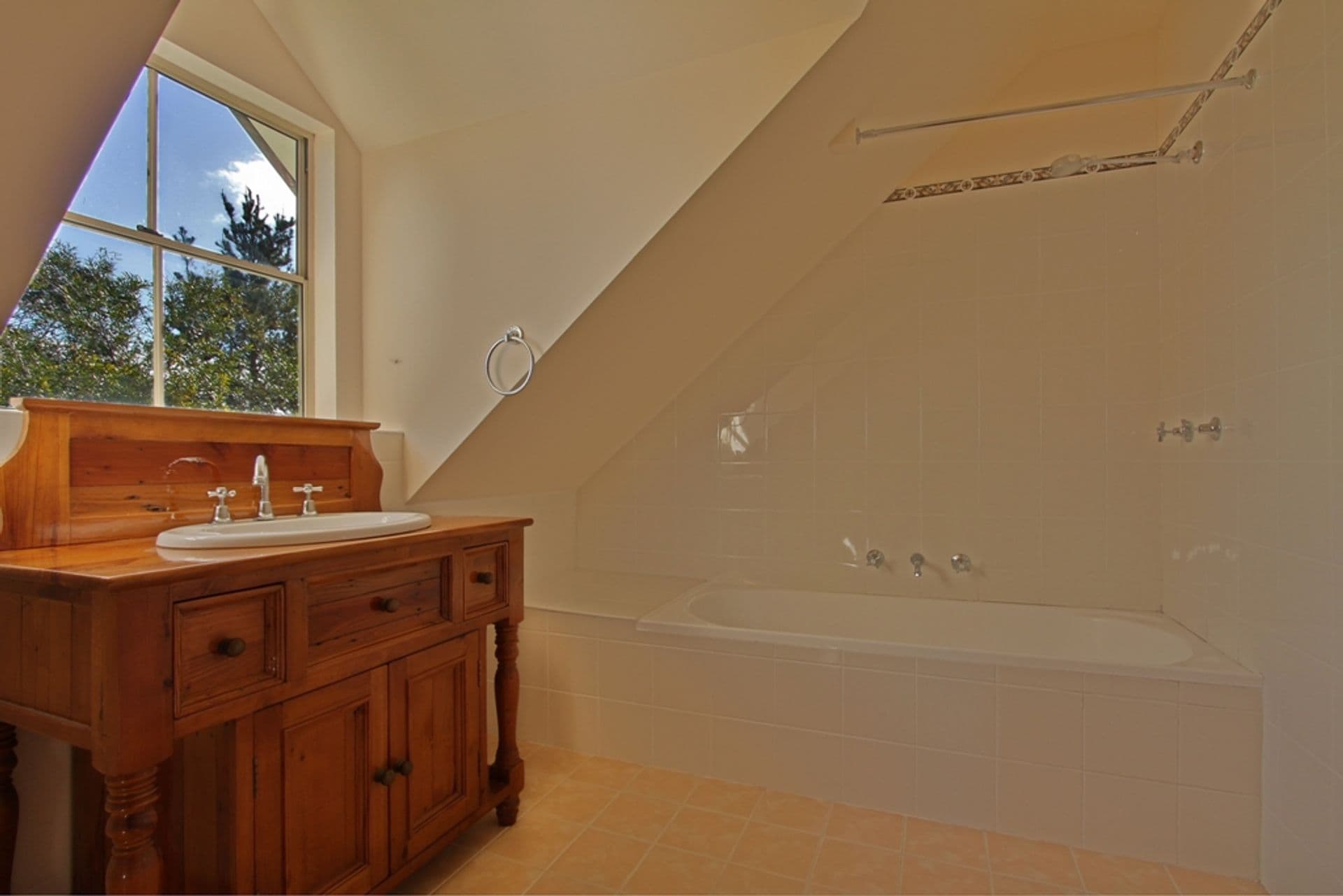 38 Bedford Road, Woodford, NSW, 2778, Woodford - Thumbnail 7