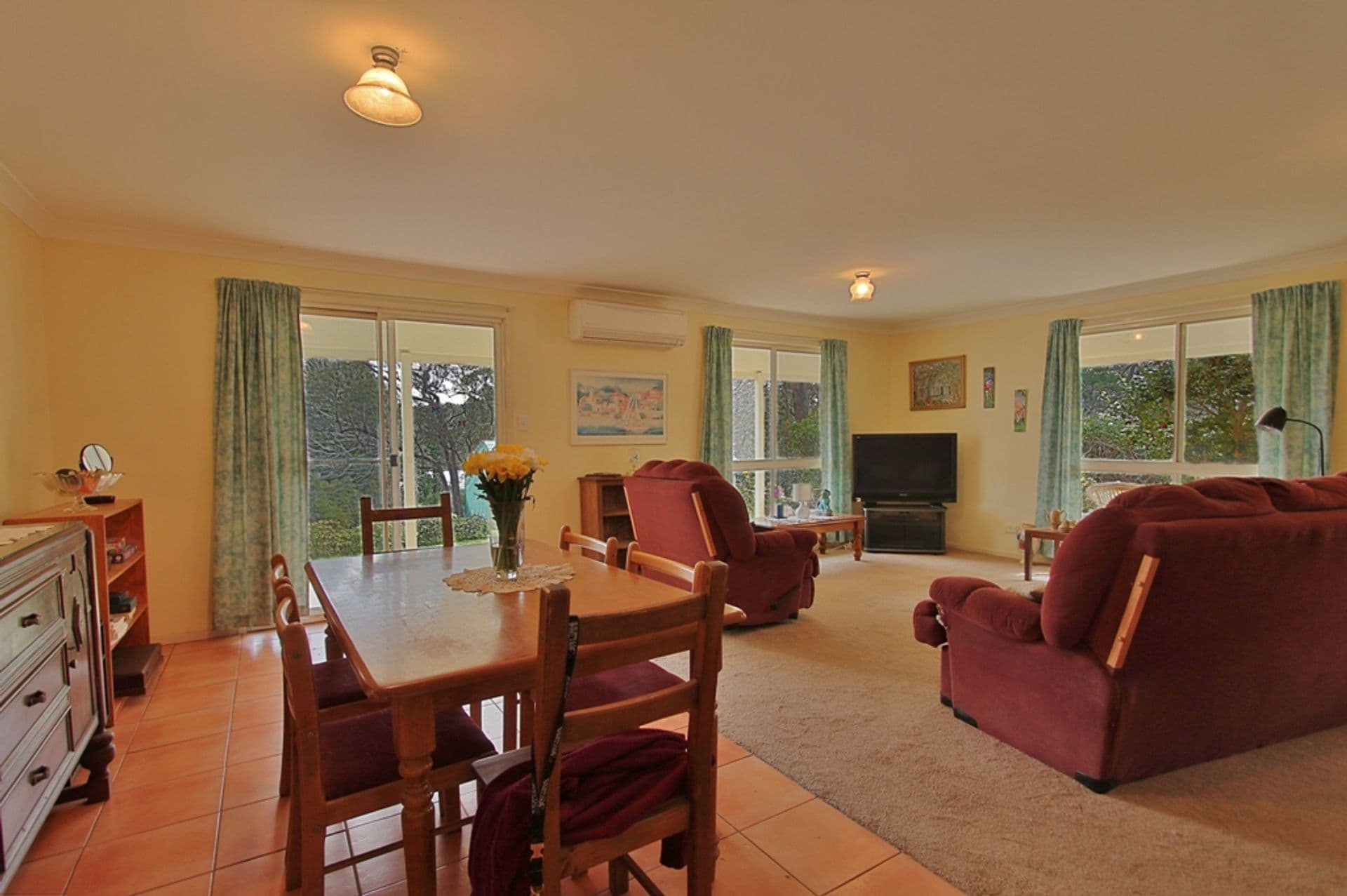 6 Boronia Road, Bullaburra, NSW, 2784, Bullaburra - Thumbnail 2