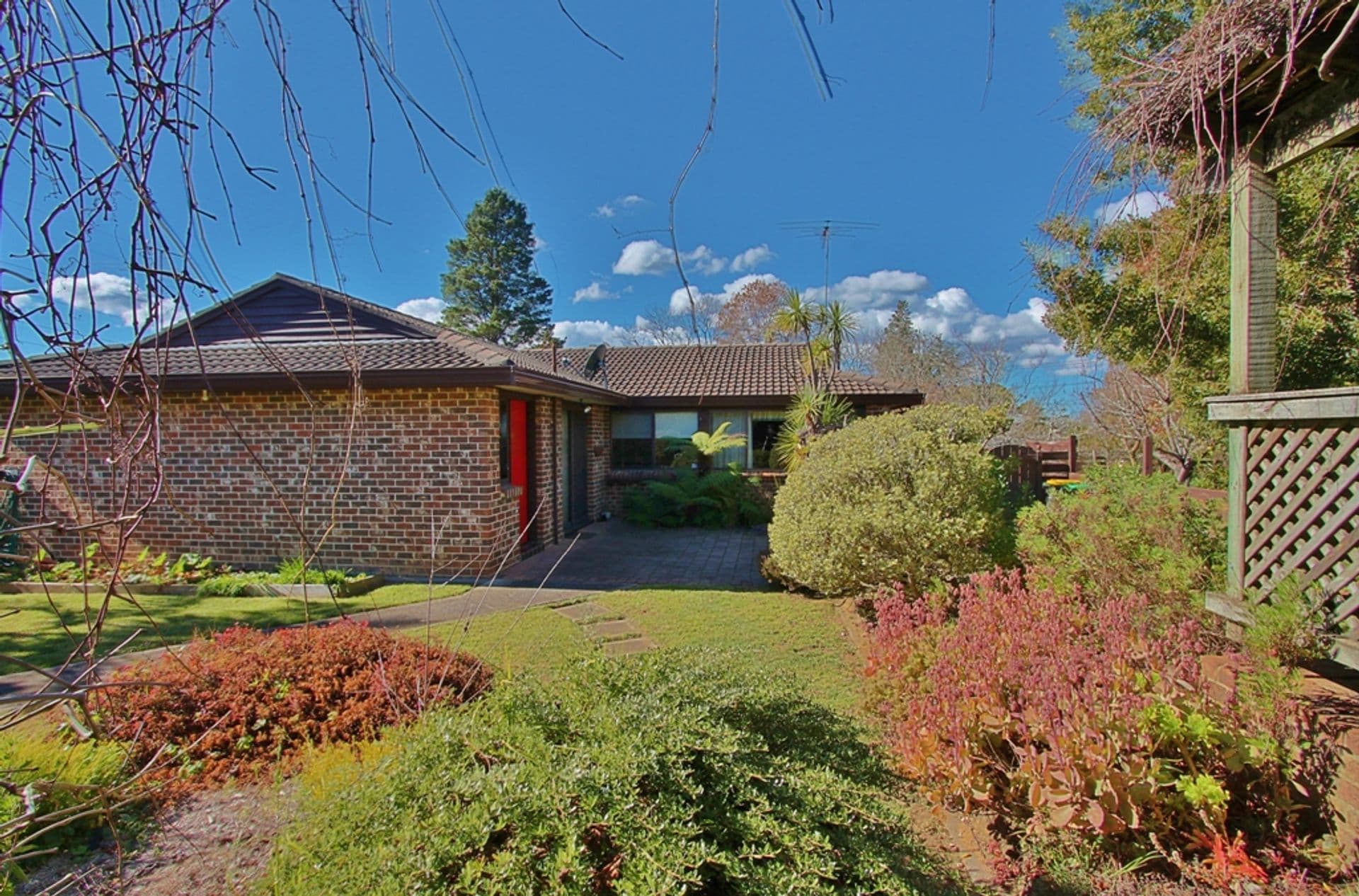 12 Pine Street, Hazelbrook, NSW, 2779, Hazelbrook - Thumbnail 3