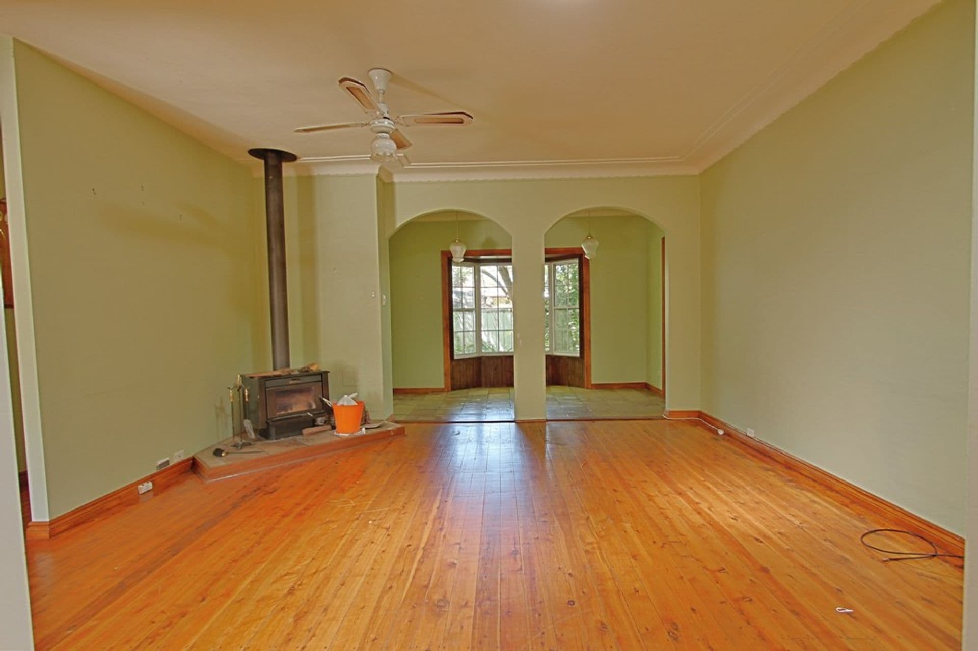 12 Ferguson Avenue, Hazelbrook, NSW, 2779, Hazelbrook - Thumbnail 8