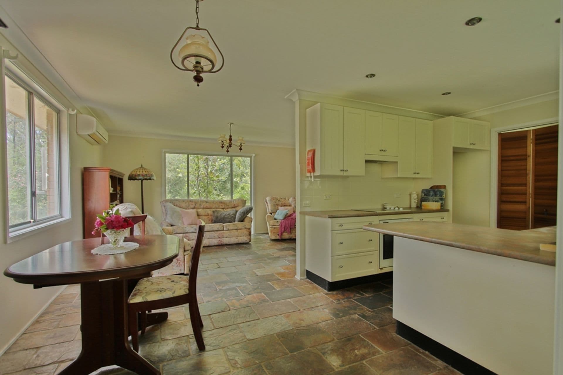 Shop 23, The Village, 192 Great Western Highway, Hazelbrook, NSW, 2779, Bullaburra - Thumbnail 3