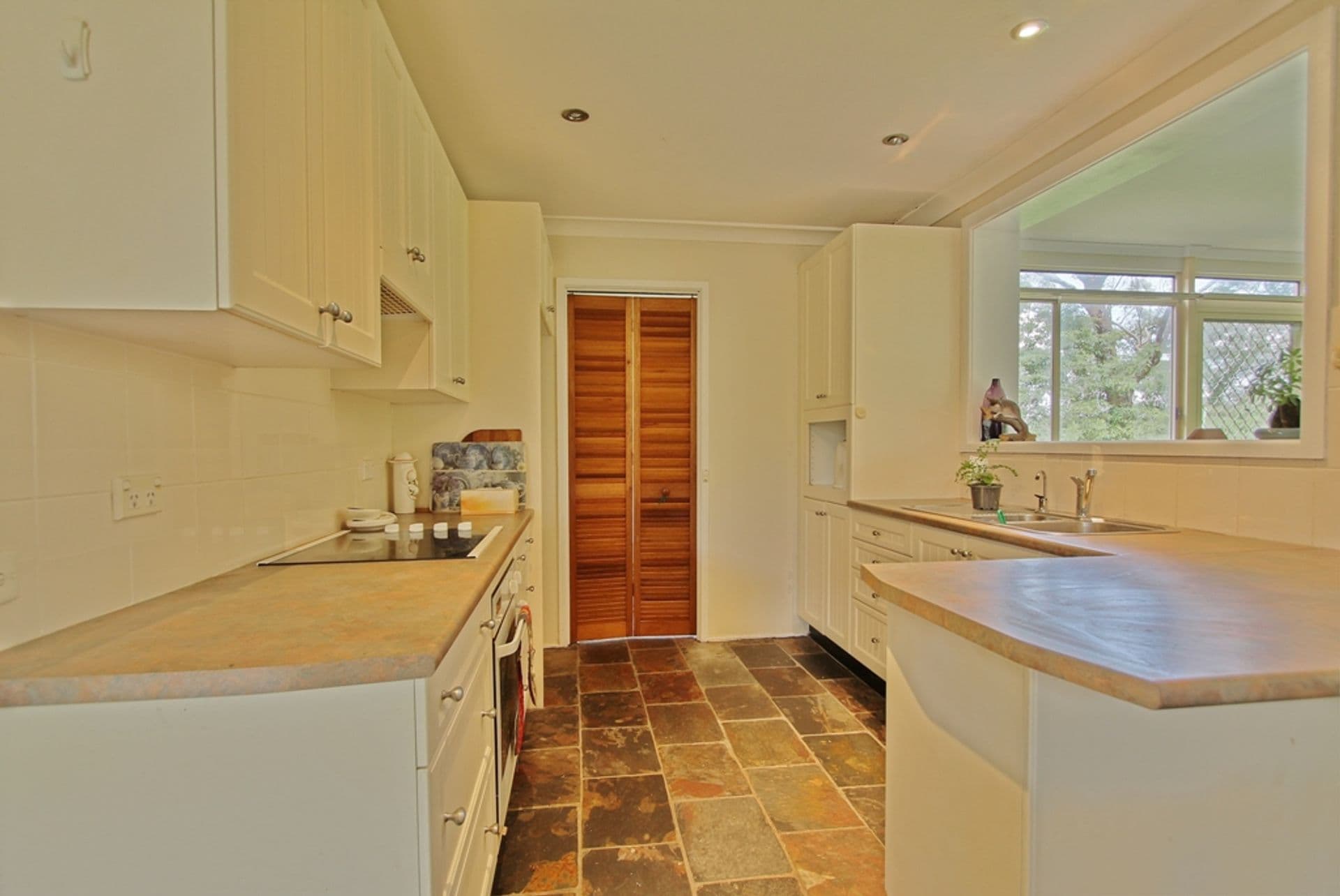 Shop 23, The Village, 192 Great Western Highway, Hazelbrook, NSW, 2779, Bullaburra - Thumbnail 4