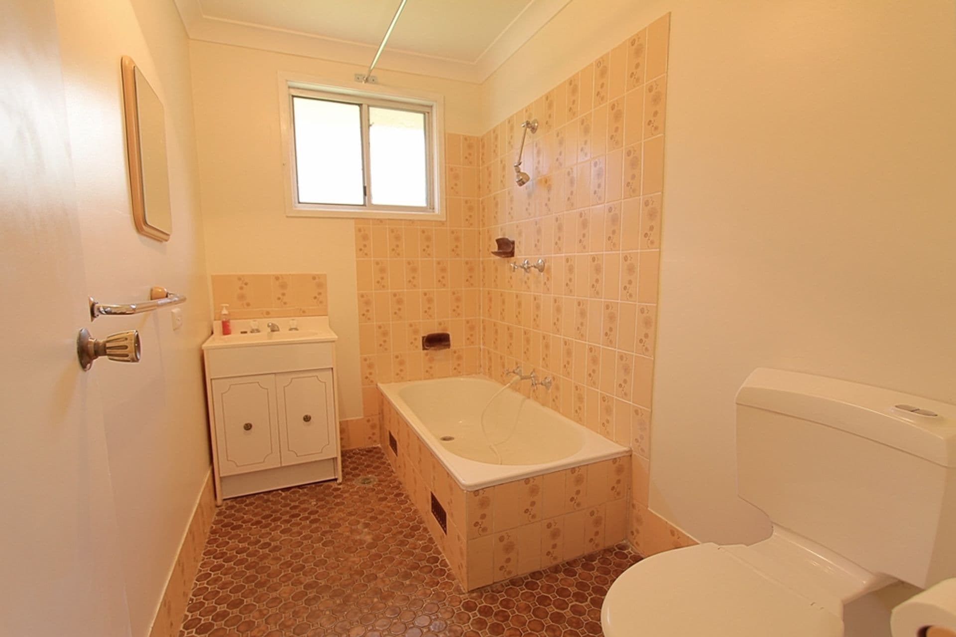 Shop 23, The Village, 192 Great Western Highway, Hazelbrook, NSW, 2779, Bullaburra - Thumbnail 8
