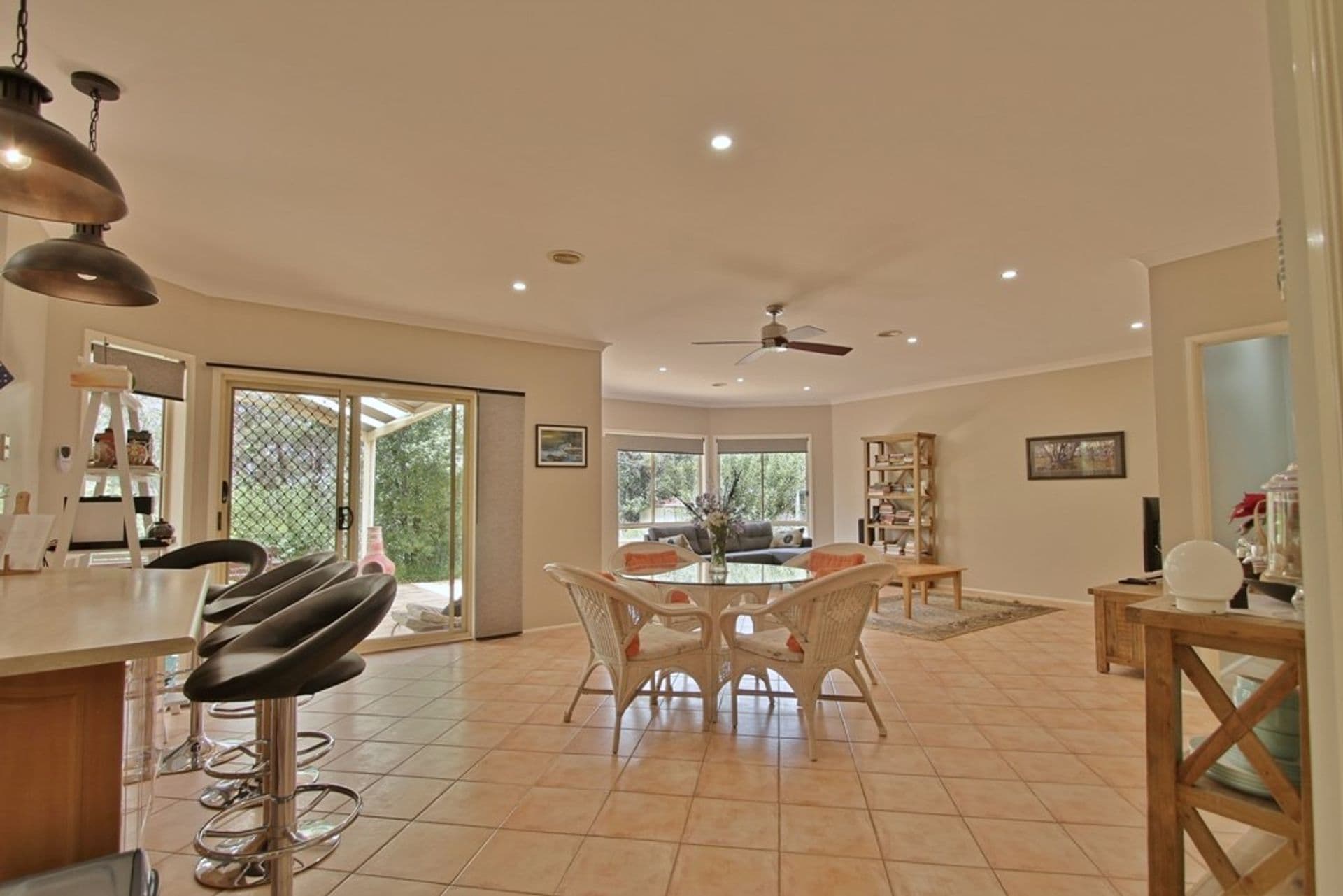 42-44 Kingfisher Crescent, Bullaburra, NSW, 2784, Bullaburra - Thumbnail 7
