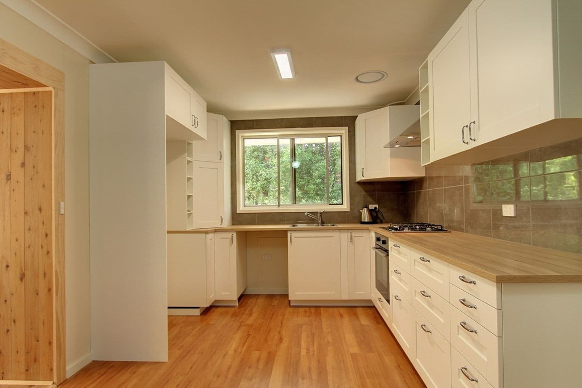 18 Hughes Avenue, Lawson, NSW, 2783, Lawson - Thumbnail 2