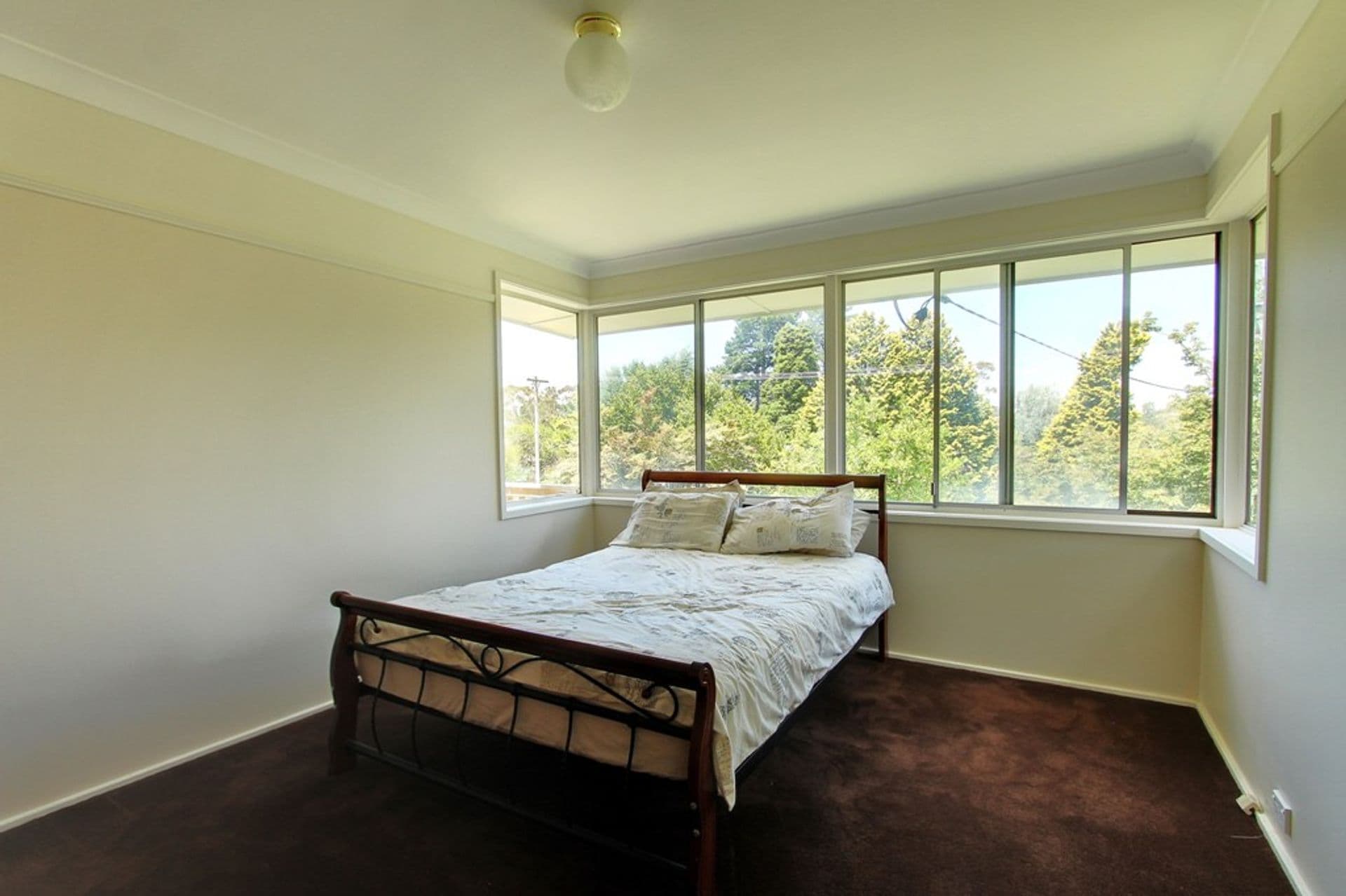 18 Hughes Avenue, Lawson, NSW, 2783, Lawson - Thumbnail 4