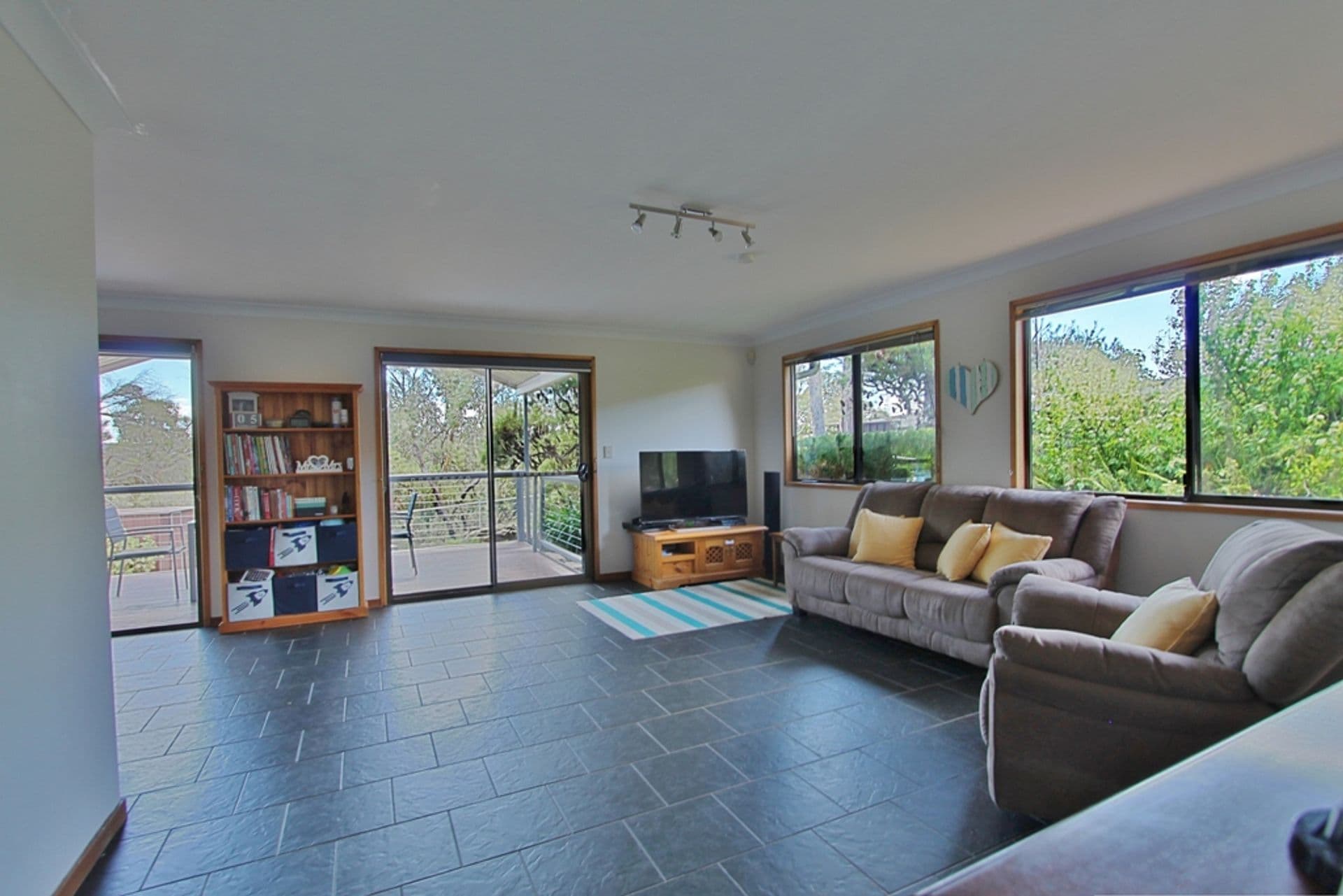 65 Leumeah Road, Woodford, NSW, 2778, Woodford - Thumbnail 5