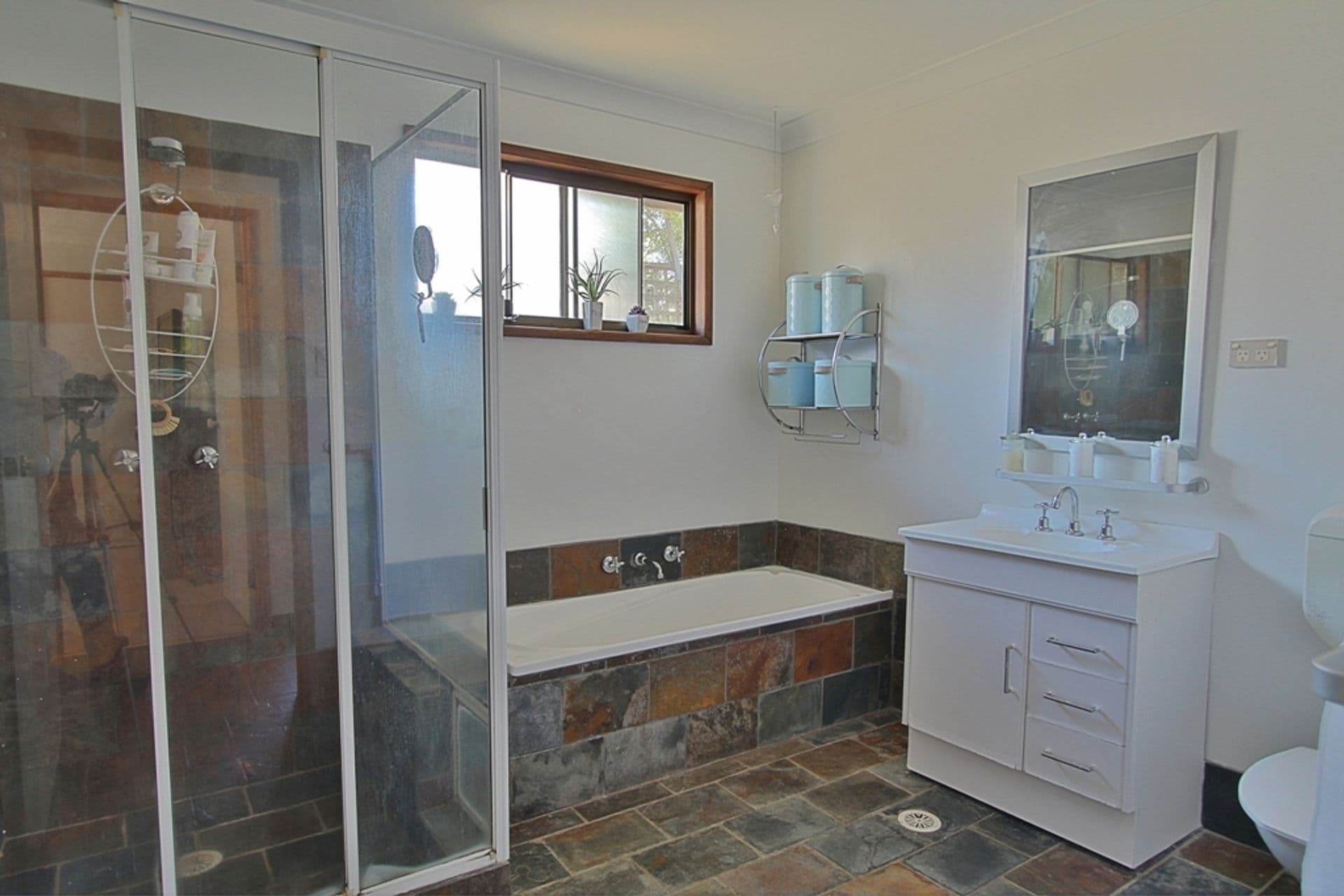 65 Leumeah Road, Woodford, NSW, 2778, Woodford - Thumbnail 6