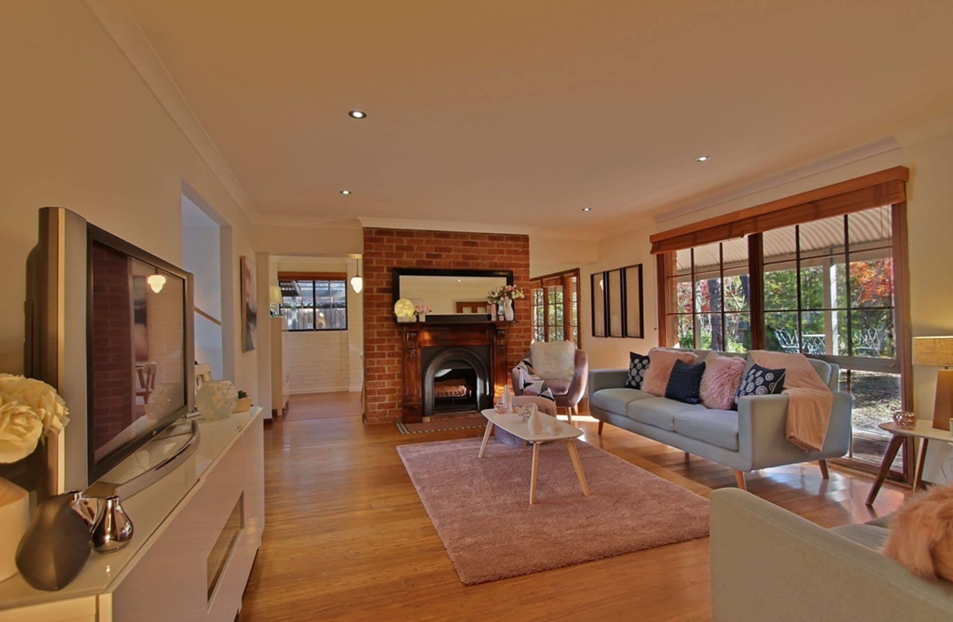 72 Valley Road, Hazelbrook, NSW, 2779, Hazelbrook - Thumbnail 4