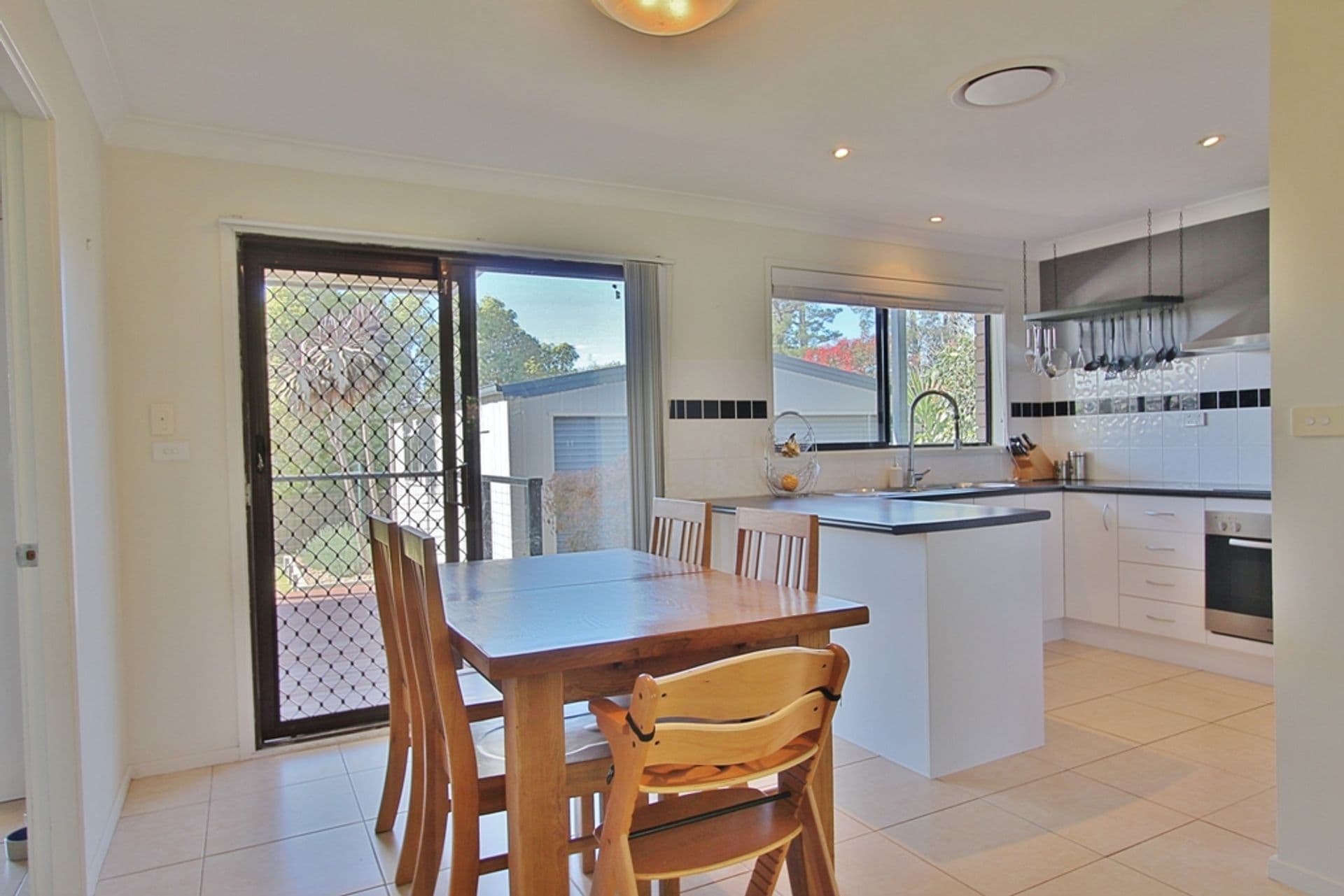 11 Blue Hills Road, Hazelbrook, NSW, 2779, Hazelbrook - Thumbnail 6