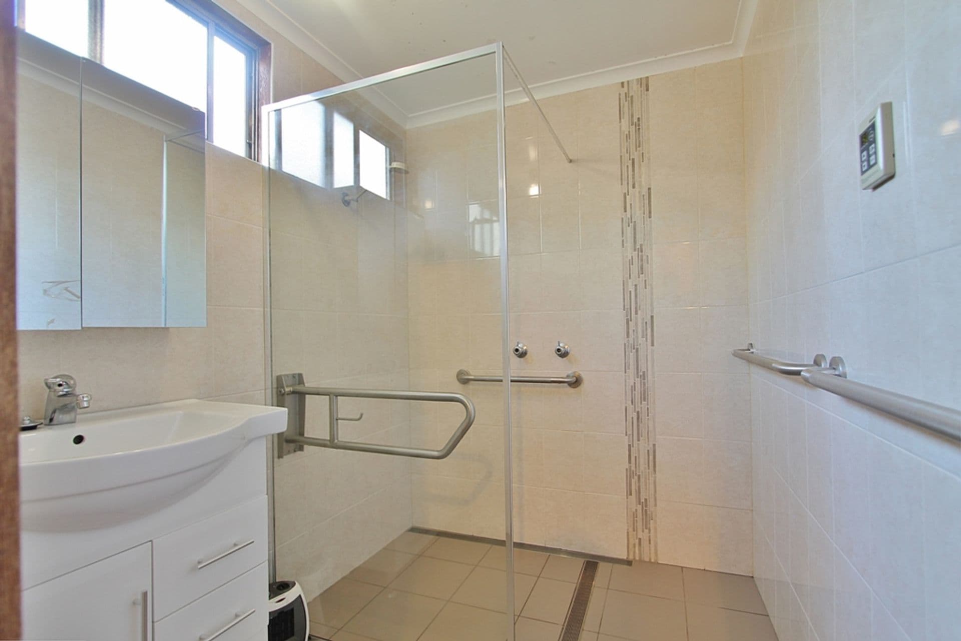 59 Honour Avenue, Lawson, NSW, 2783, Lawson - Thumbnail 4