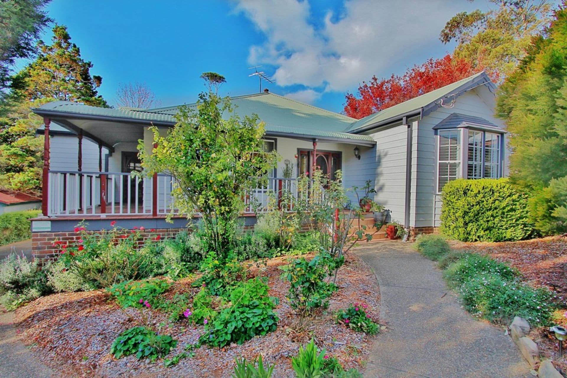 10 Hazelbrook Parade, Hazelbrook, NSW, 2779, Hazelbrook - Image 1