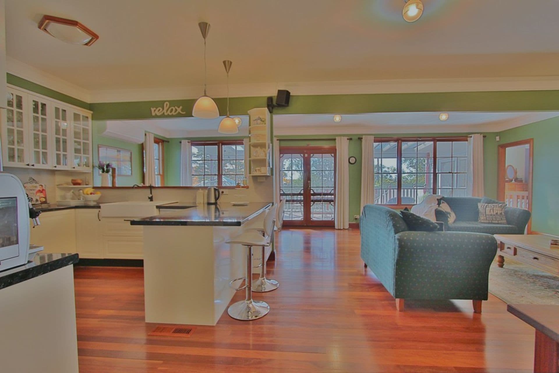 10 Hazelbrook Parade, Hazelbrook, NSW, 2779, Hazelbrook - Thumbnail 2