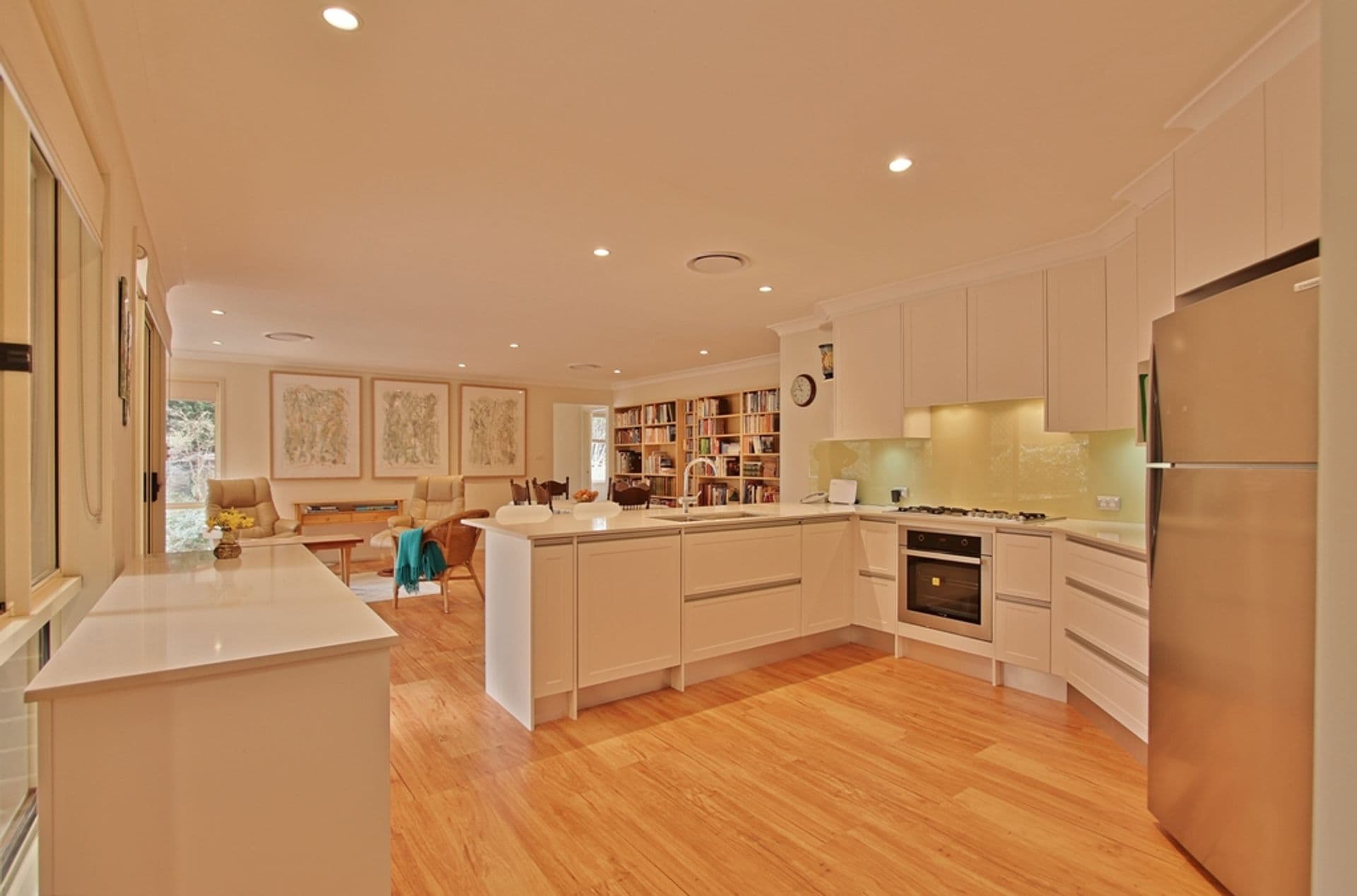 74 Boronia Road, Bullaburra, NSW, 2784, Bullaburra - Thumbnail 2