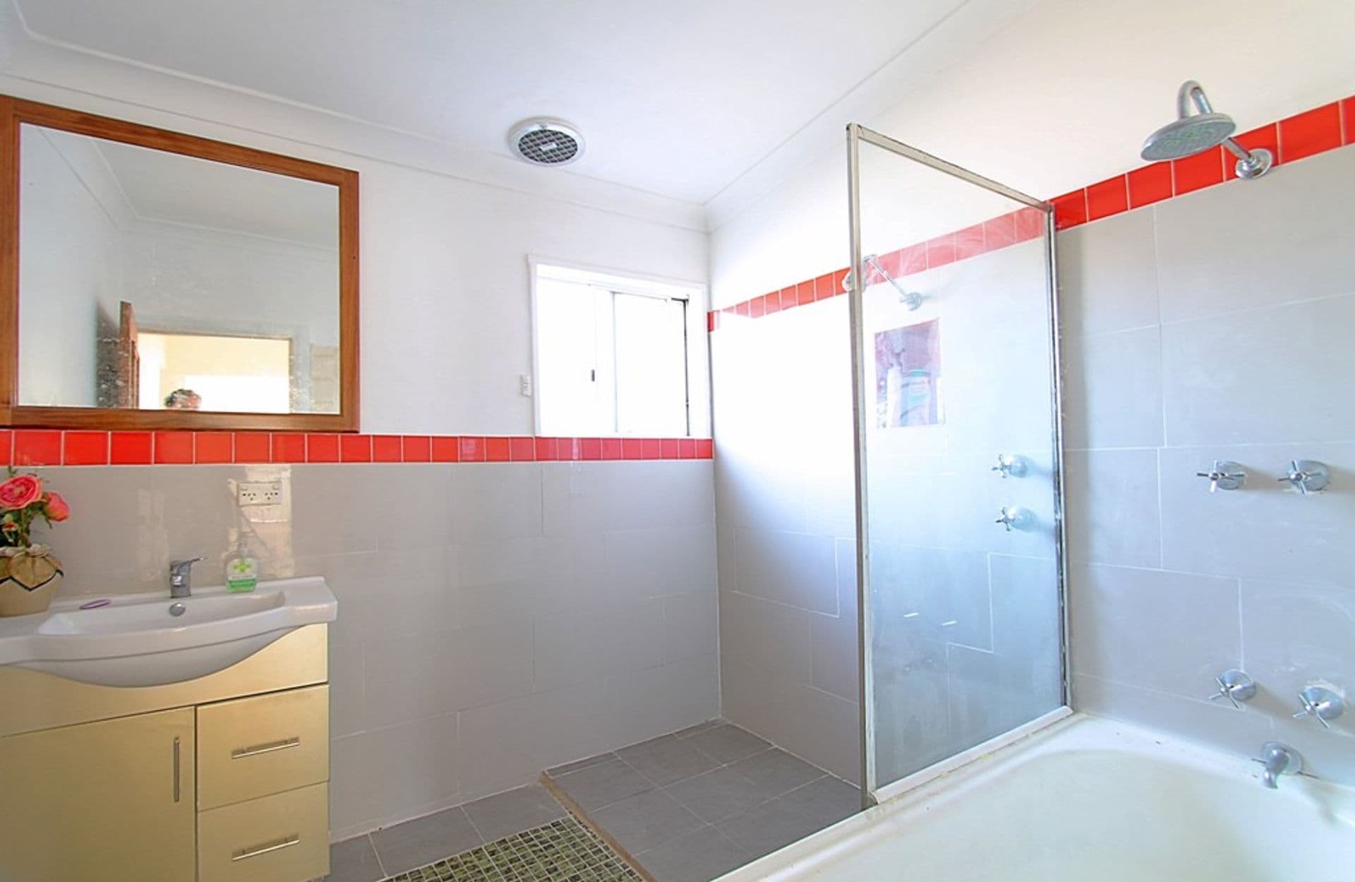 327 Great Western Highway, Lawson, NSW, 2783, Lawson - Thumbnail 6