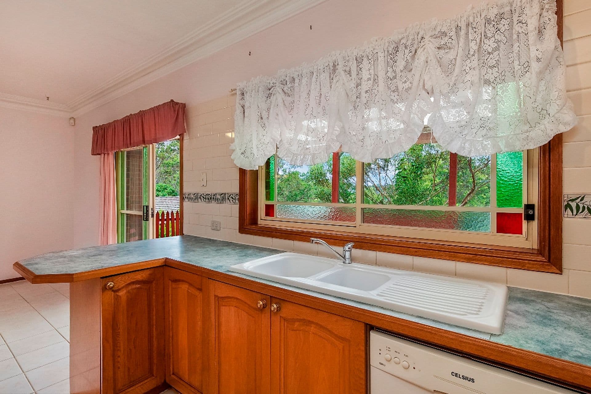 10 Old Bathurst Road, Woodford, NSW, 2778, Woodford - Thumbnail 5