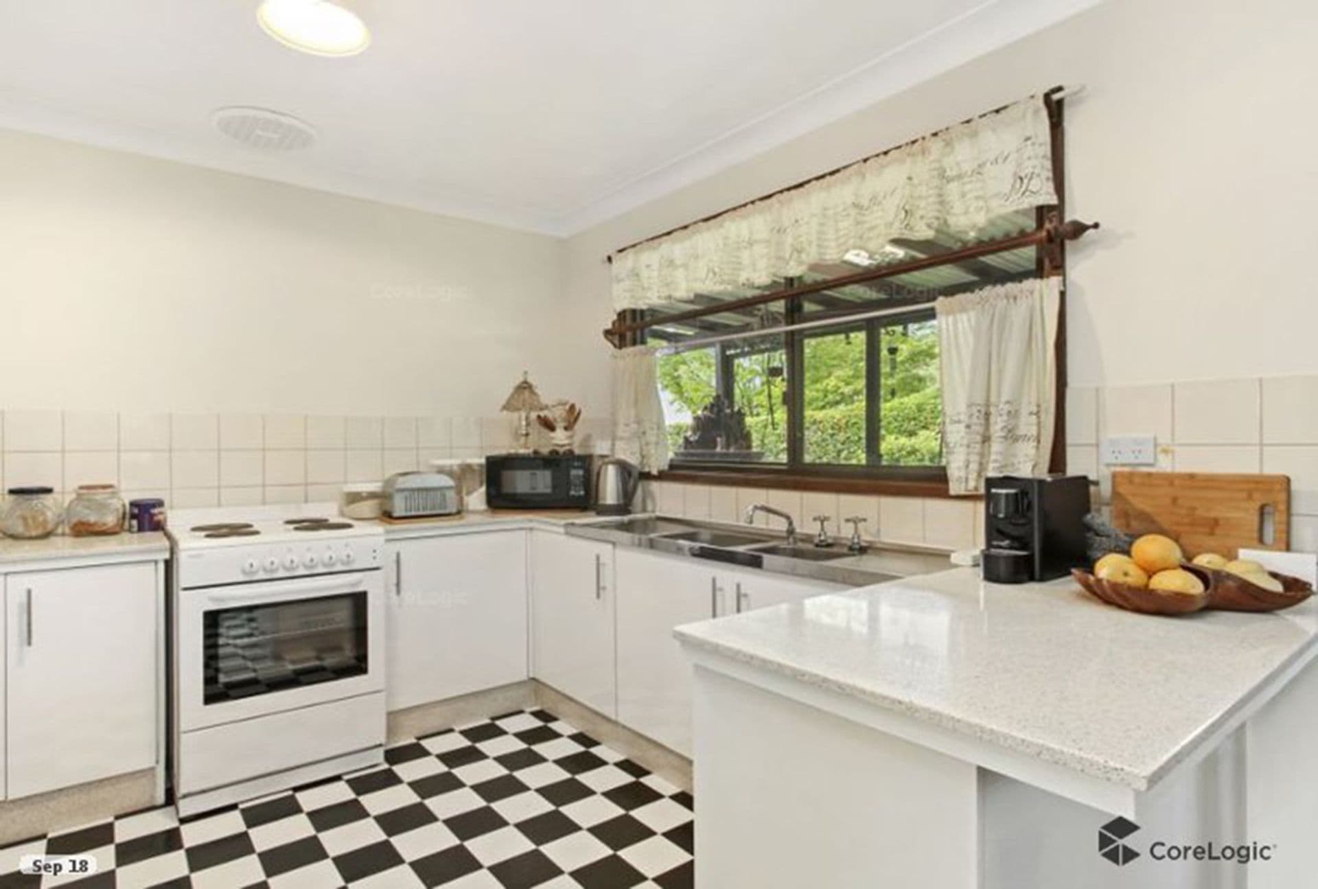 9 George Street, Hazelbrook, NSW, 2779, Hazelbrook - Thumbnail 2