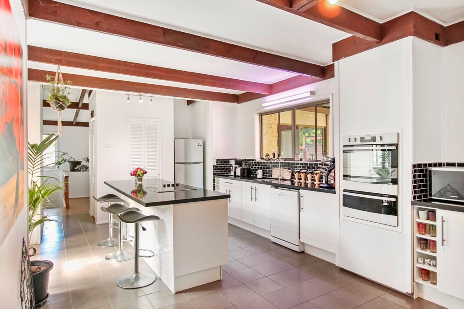 23 Reserve Avenue, Hazelbrook, NSW, 2779, Hazelbrook - Thumbnail 3