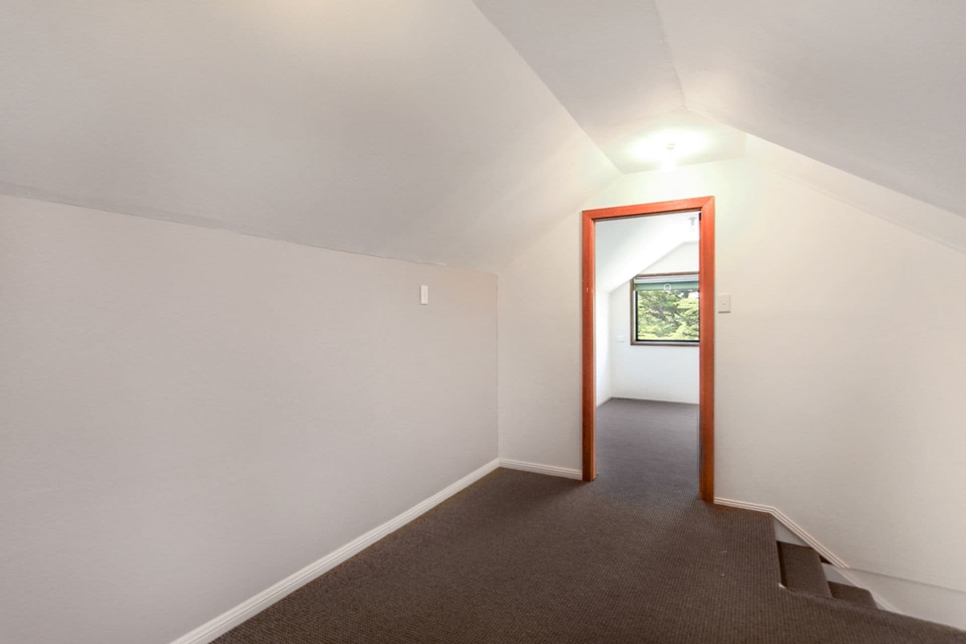 57 Boronia Road, Bullaburra, NSW, 2784, Bullaburra - Thumbnail 3