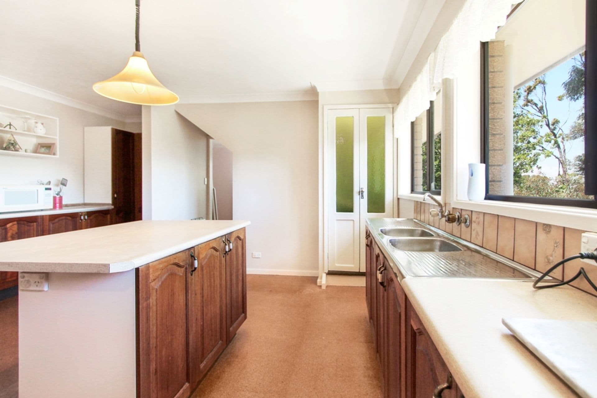 57 Boronia Road, Bullaburra, NSW, 2784, Bullaburra - Thumbnail 6
