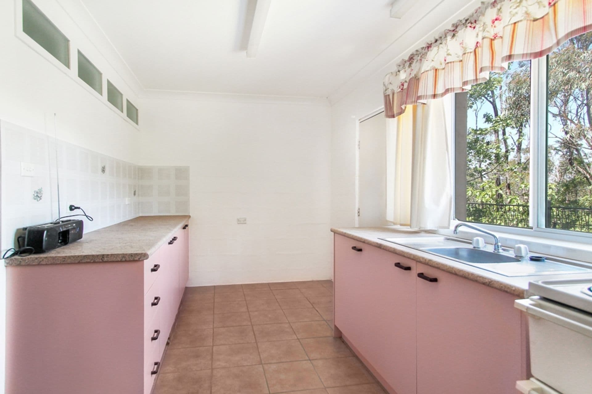 57 Boronia Road, Bullaburra, NSW, 2784, Bullaburra - Thumbnail 7