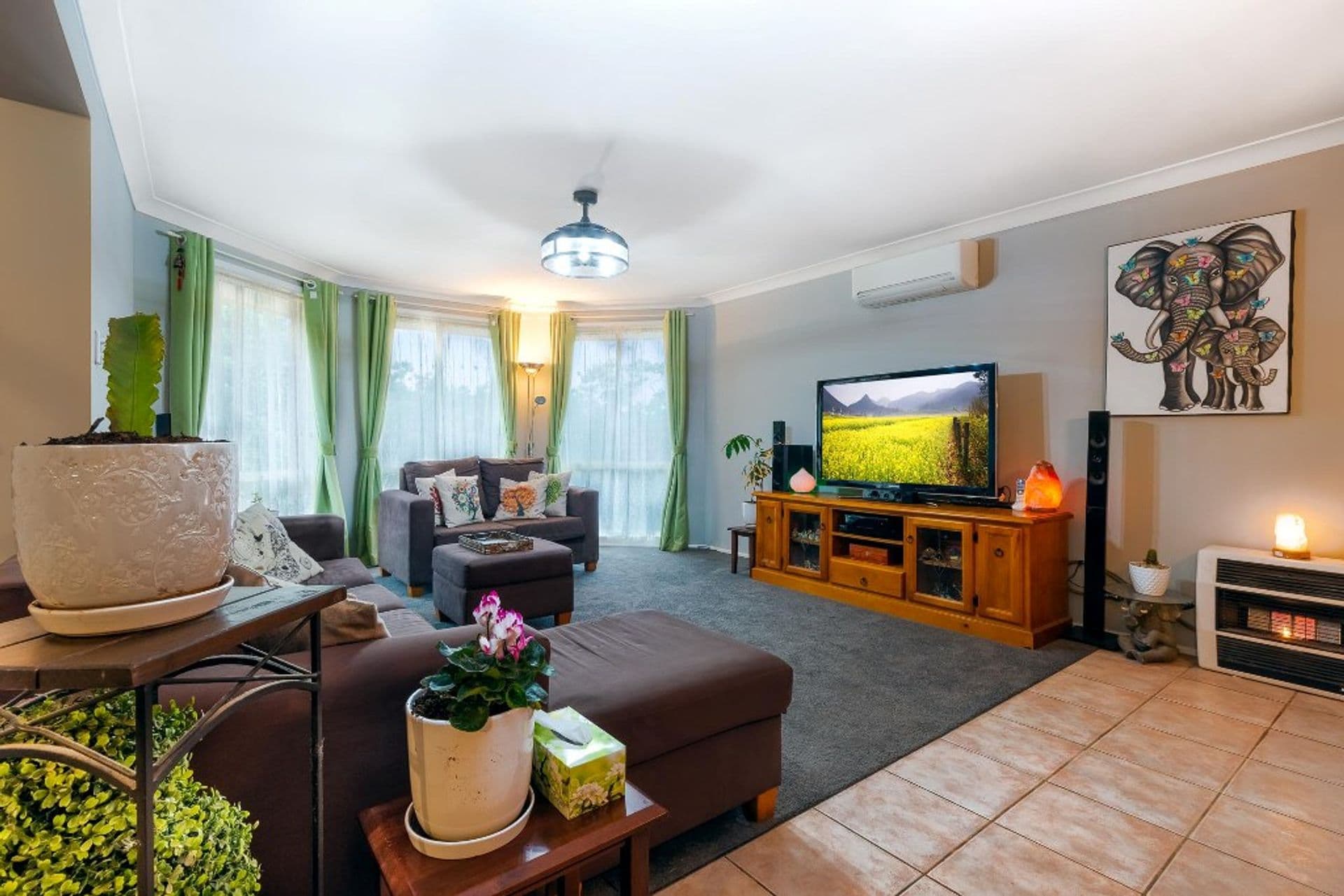 15 Kingfisher Crescent, Bullaburra, NSW, 2784, Bullaburra - Thumbnail 2